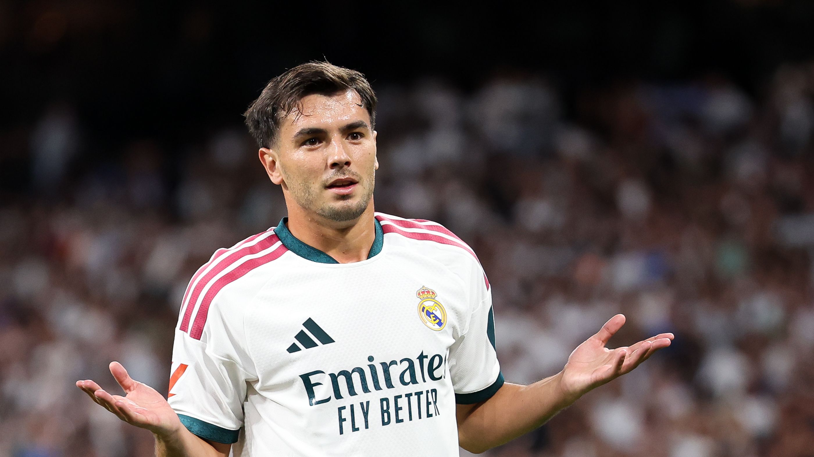 خاص لكووورة بالفيديو: "لا يستحق استدعاء المغرب".. مصطفى حجي ينصح دياز بالهرب من الريال لدوري روشن