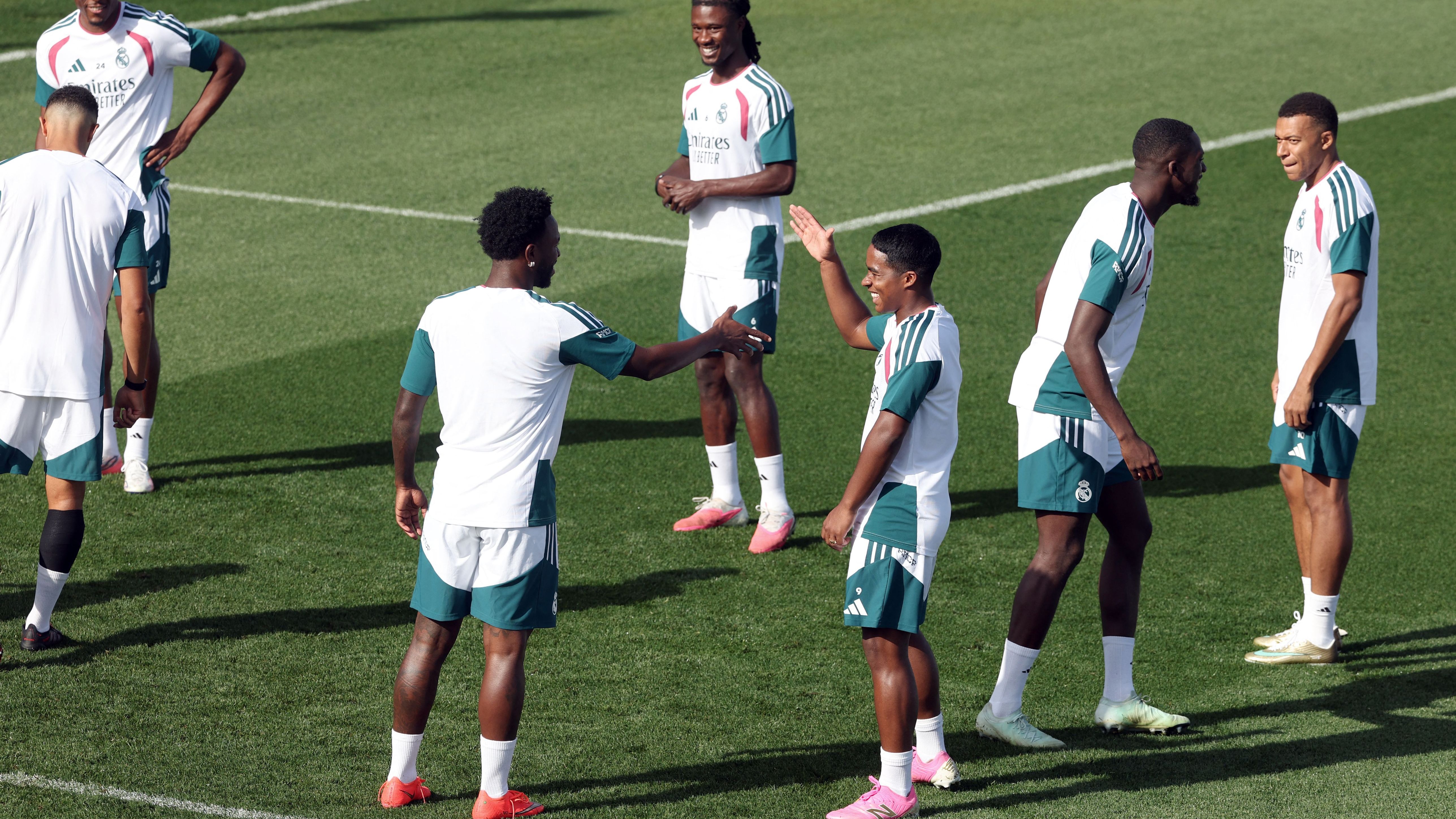 نجم ريال مدريد هدفا للكبار.. 3 أندية بدأت التحرك قبل الشتاء