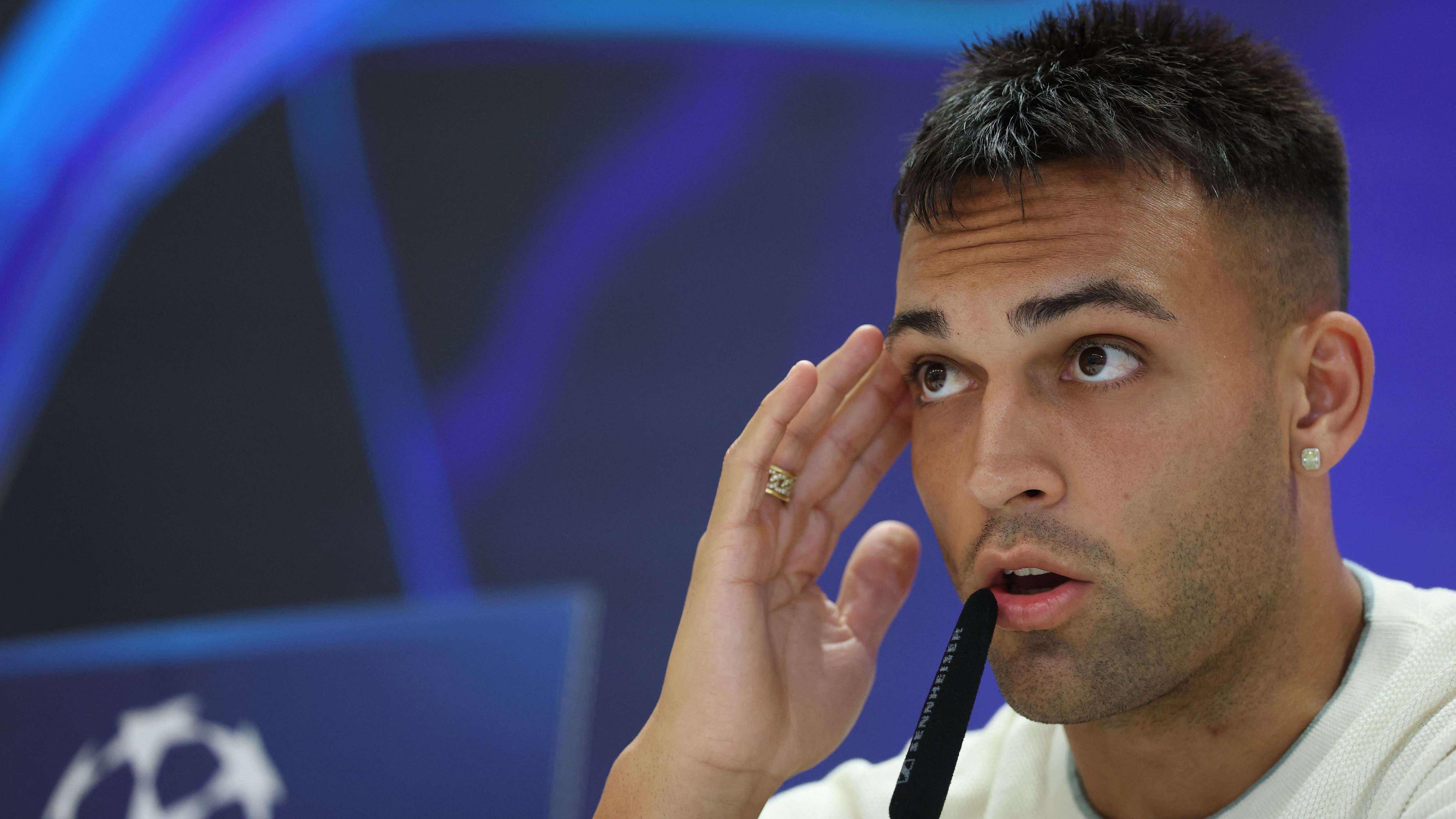 FBL-EUR-C1-INTER MILAN-PRESSER