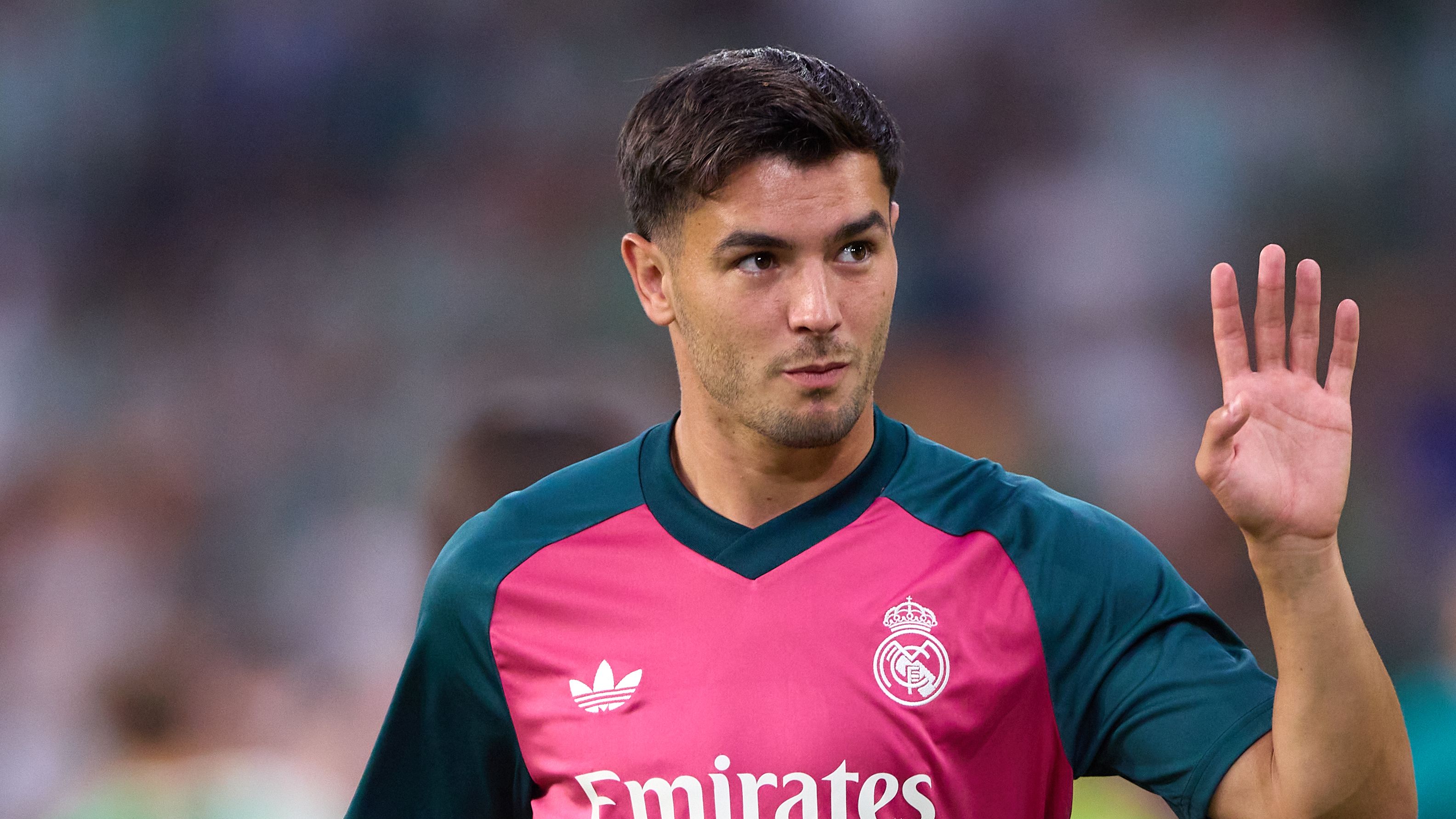 لغز مثير.. دياز يصارع الآلام لإنقاذ موسمه مع ريال مدريد