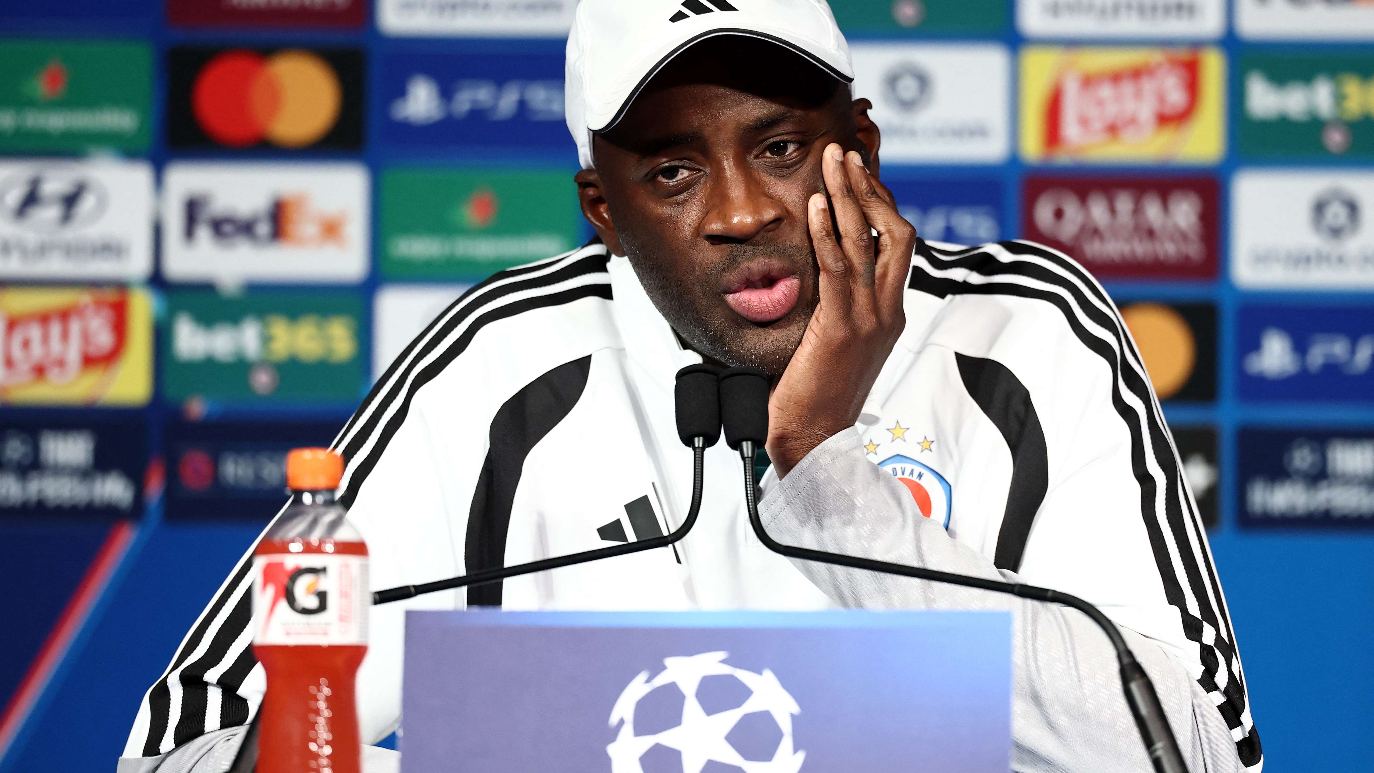 FBL-EUR-C1-SLOVAN BRATISLAVA-PRESSER