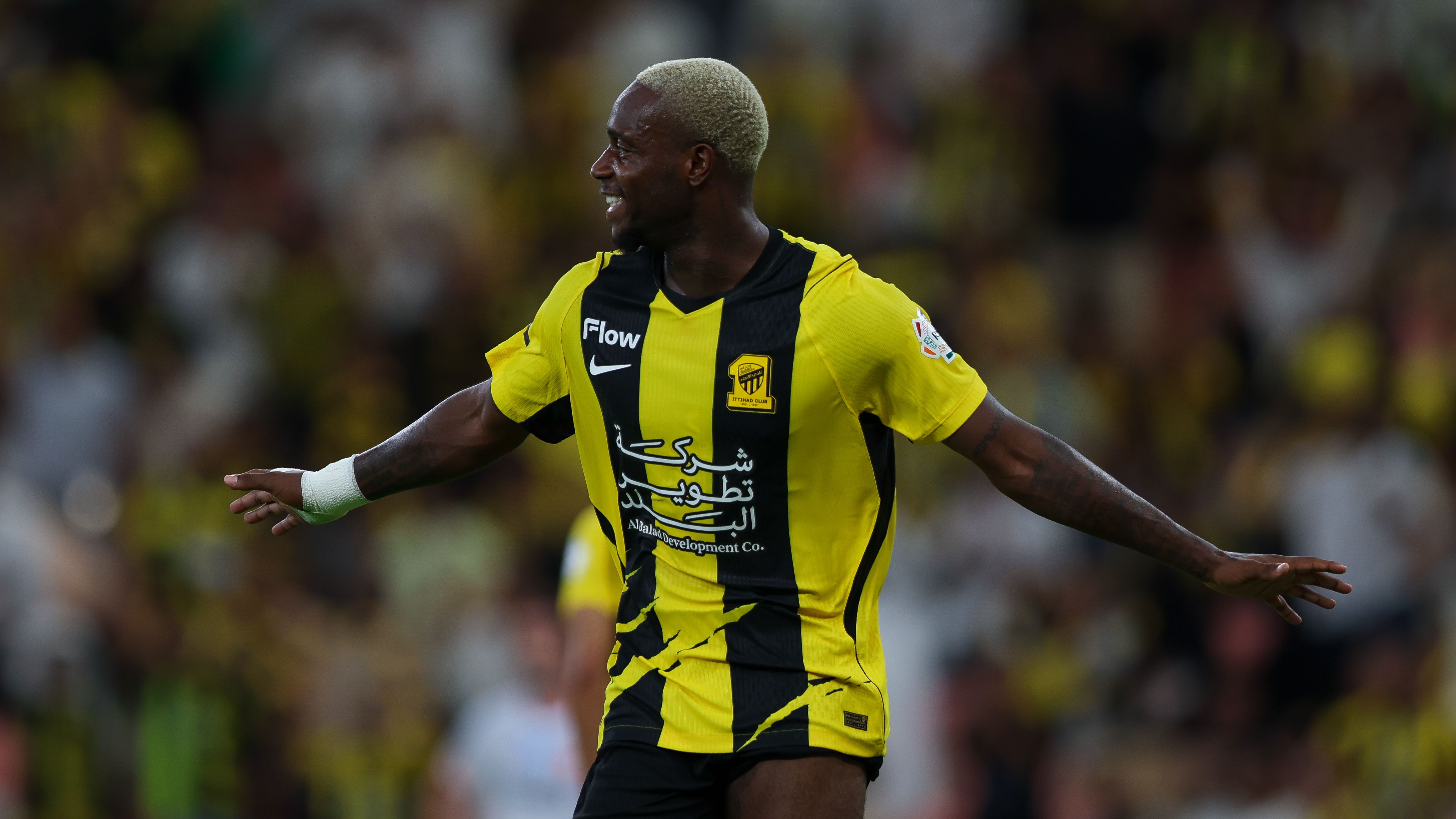 هدف في أول مباراة.. إلينيخينا ينقل توهجه من الاتحاد إلى نيجيريا
