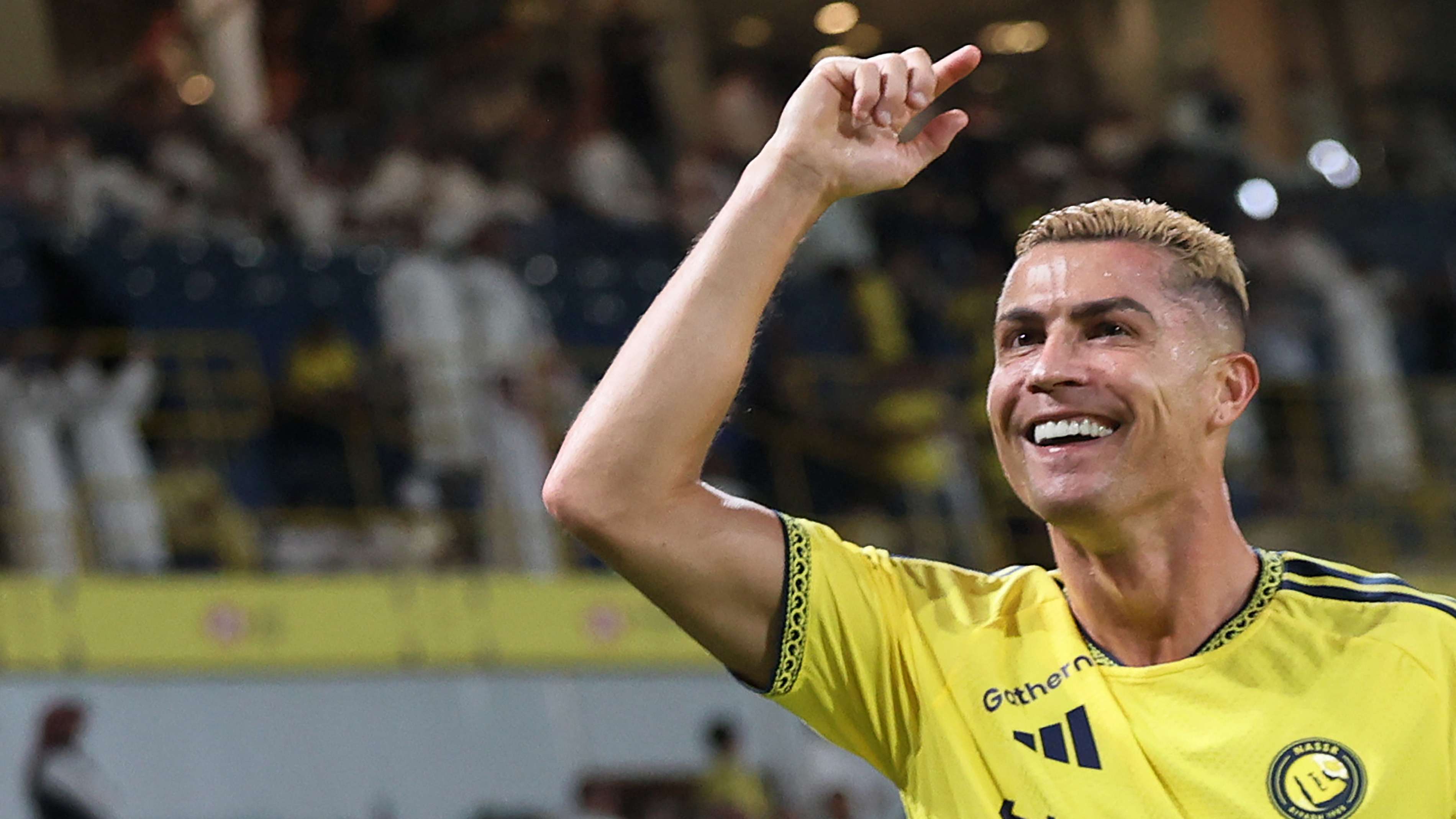 كريستيانو رونالدوبالفيديو.. كيف احتفل كريستيانو رونالدو بتتويج المنتخب السعودي؟"الدون" يحتفل15:258 أكتوبر 2026
