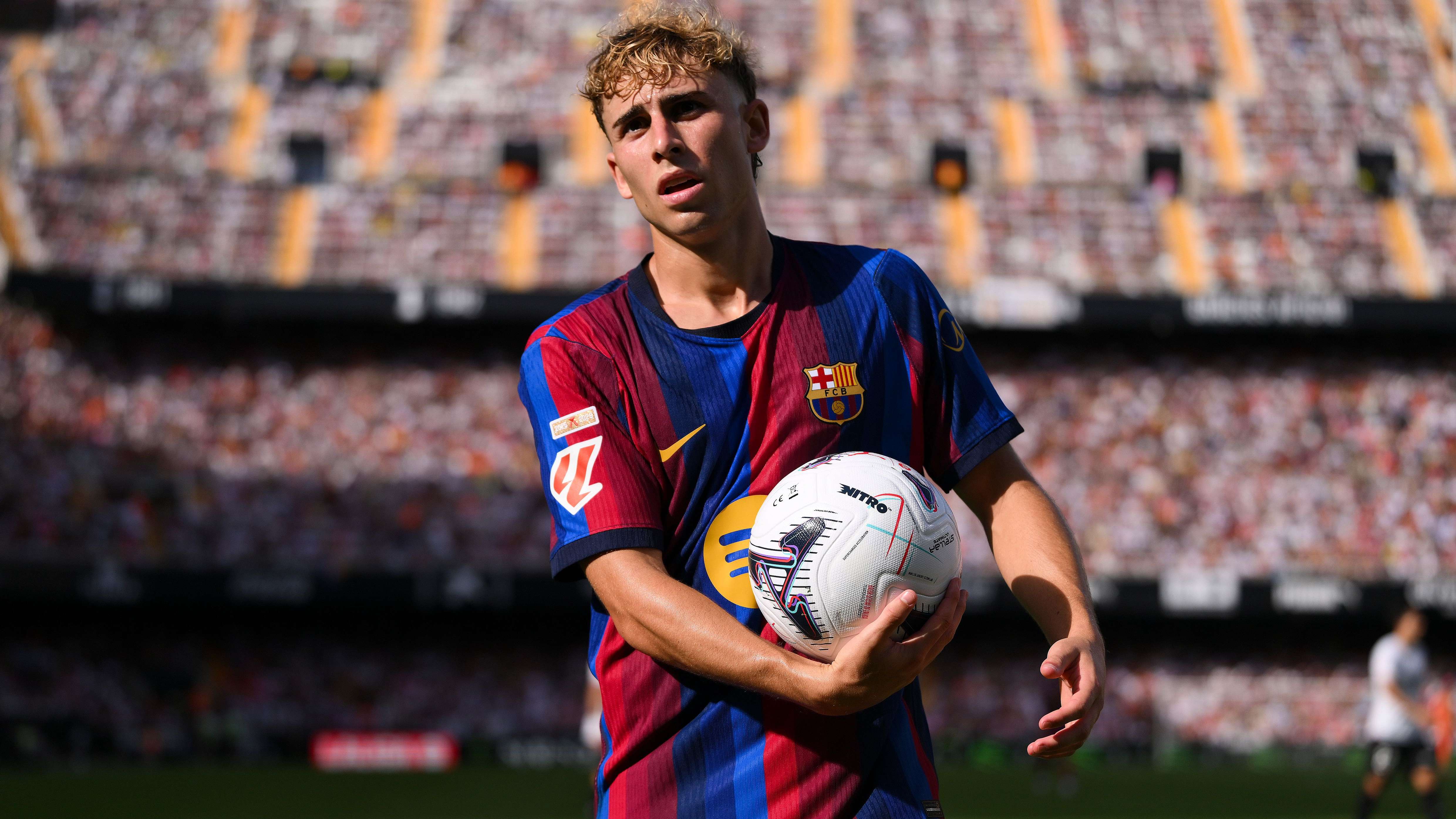 Valencia CF v FC Barcelona - LaLiga EA Sports 2026/27