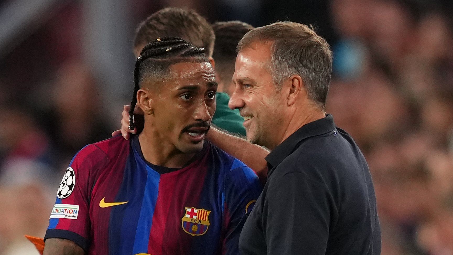 برشلونة يتنفس الصعداء.. نتيجة فحوصات رافينيا تطمئن فليك