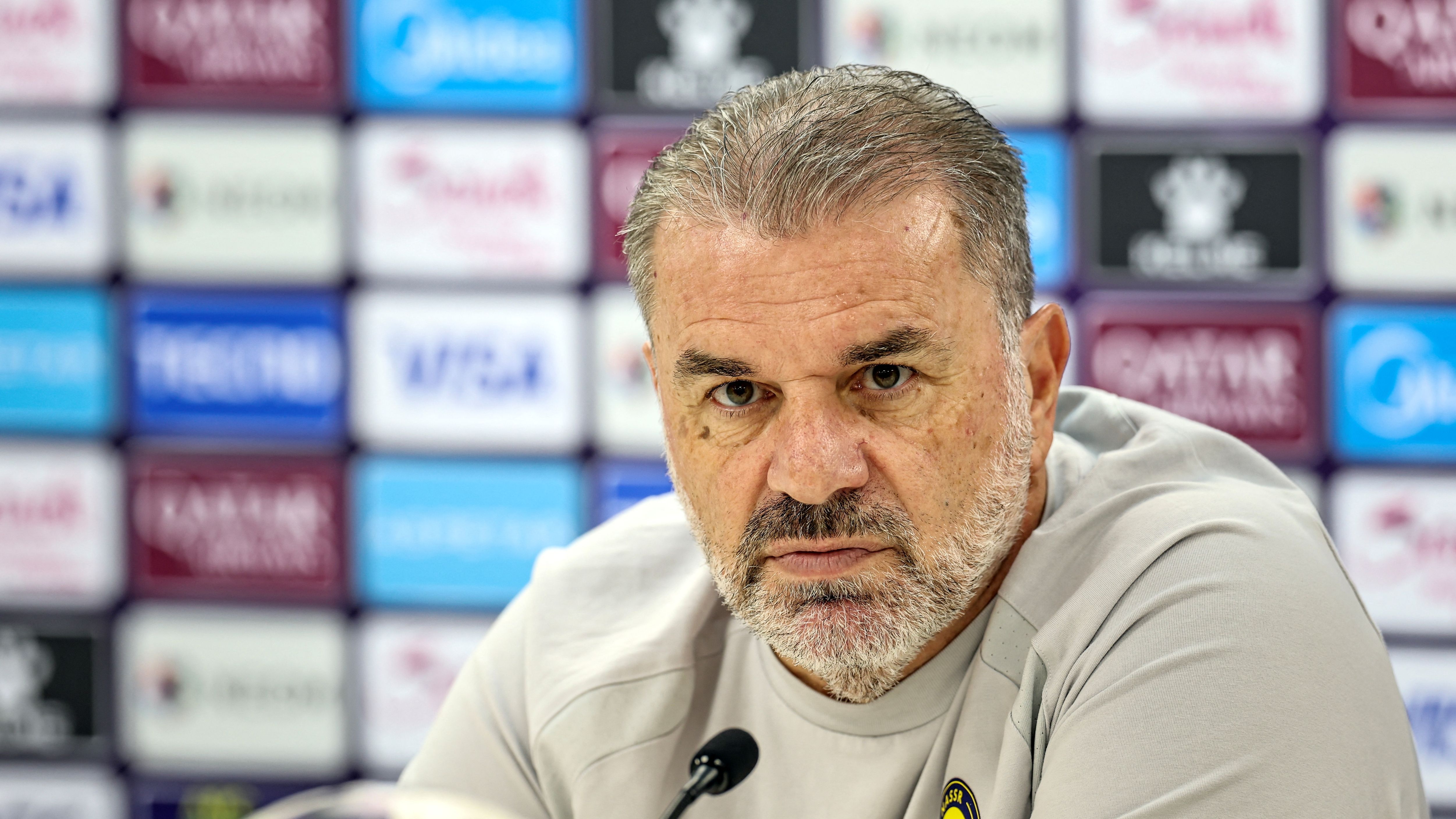 دوري جوي للنخبة ينقذ بوستيكوجلو من مستشفى النصر