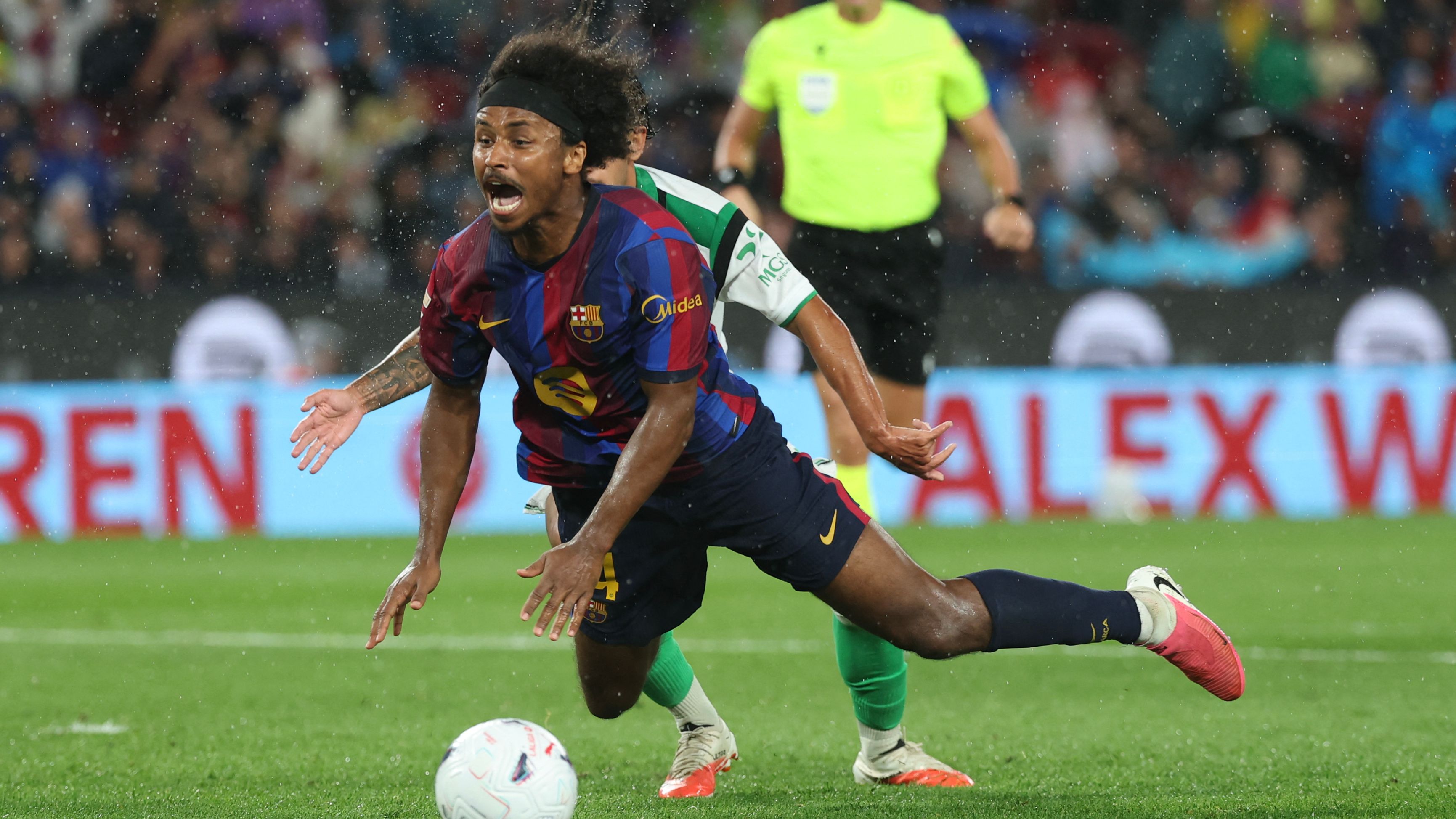 FBL-ESP-LIGA-BARCELONA-RACING