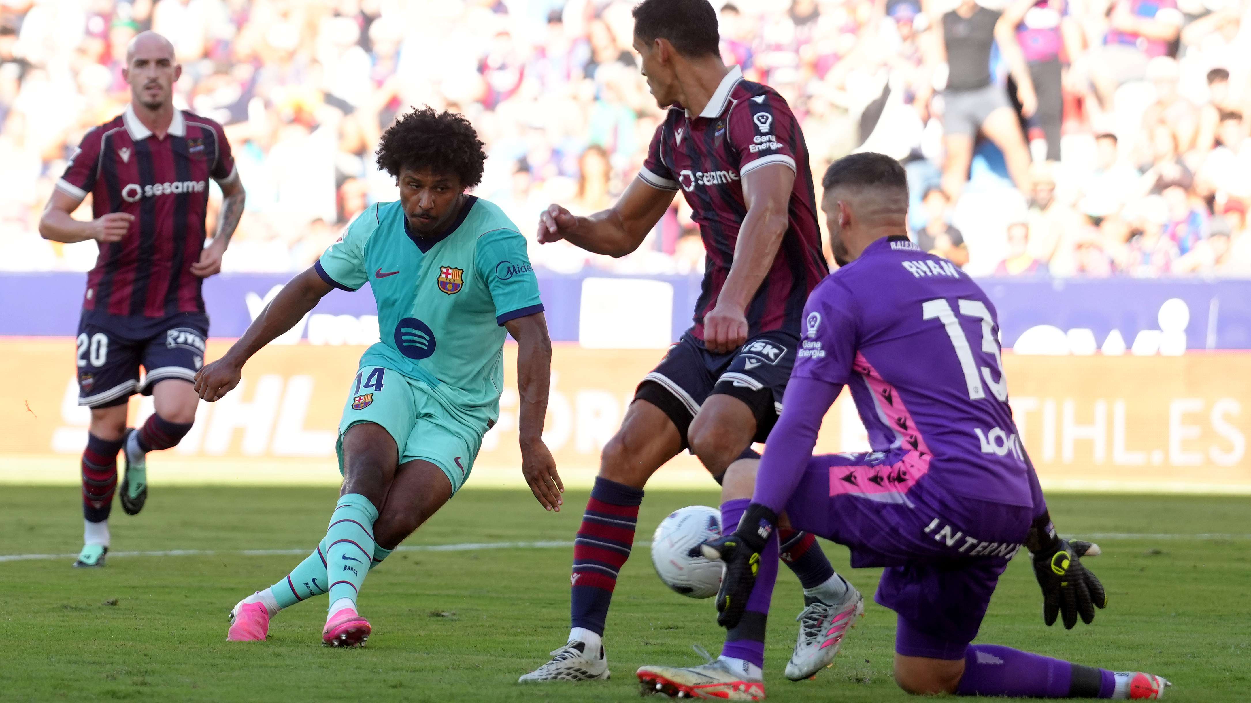 Levante UD v FC Barcelona - LaLiga EA Sports 2026/27