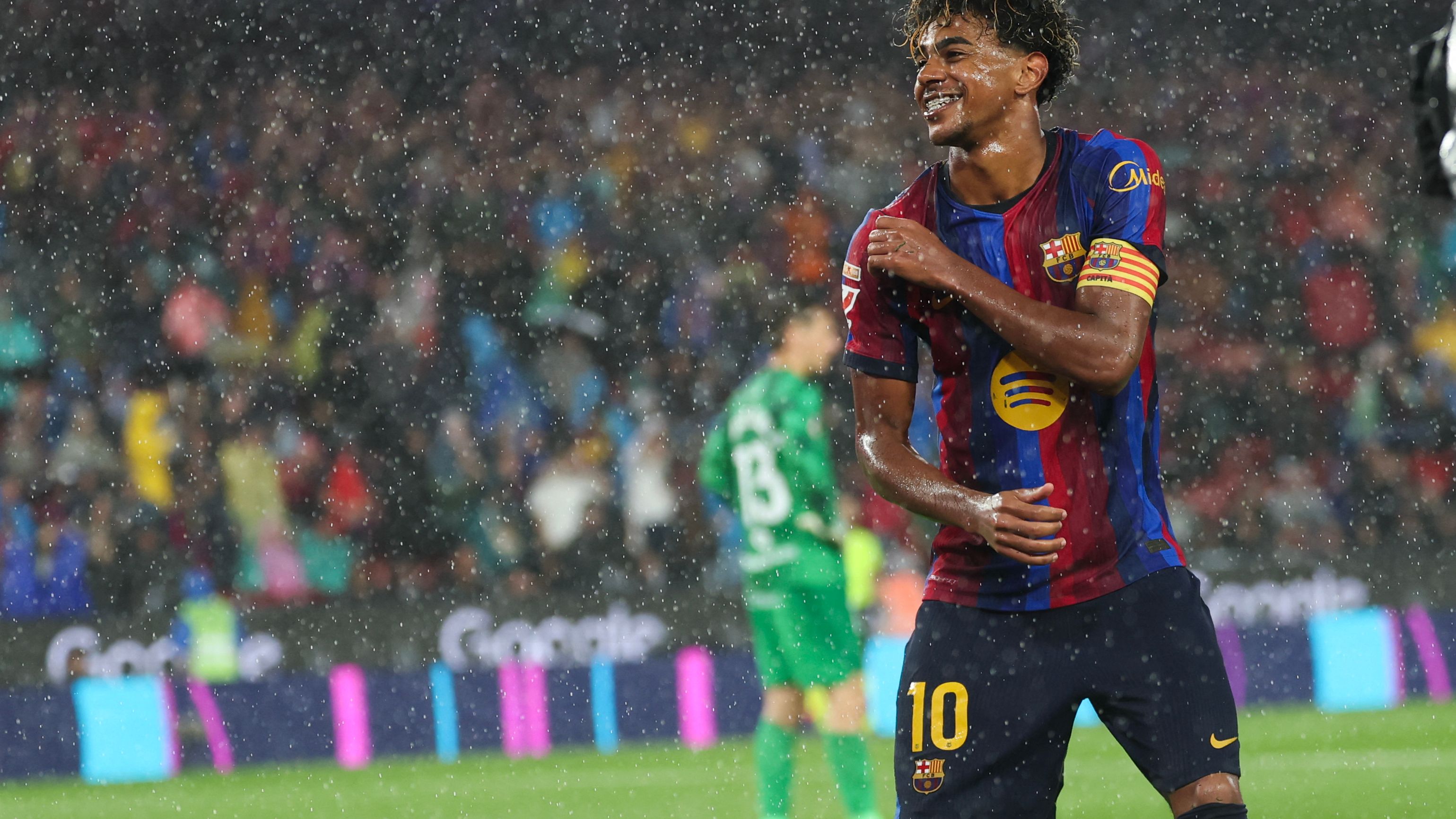 قميص مدريد لم يغيّر رأيه: لاعب الريال السابق يختار يامال على حساب مبابي