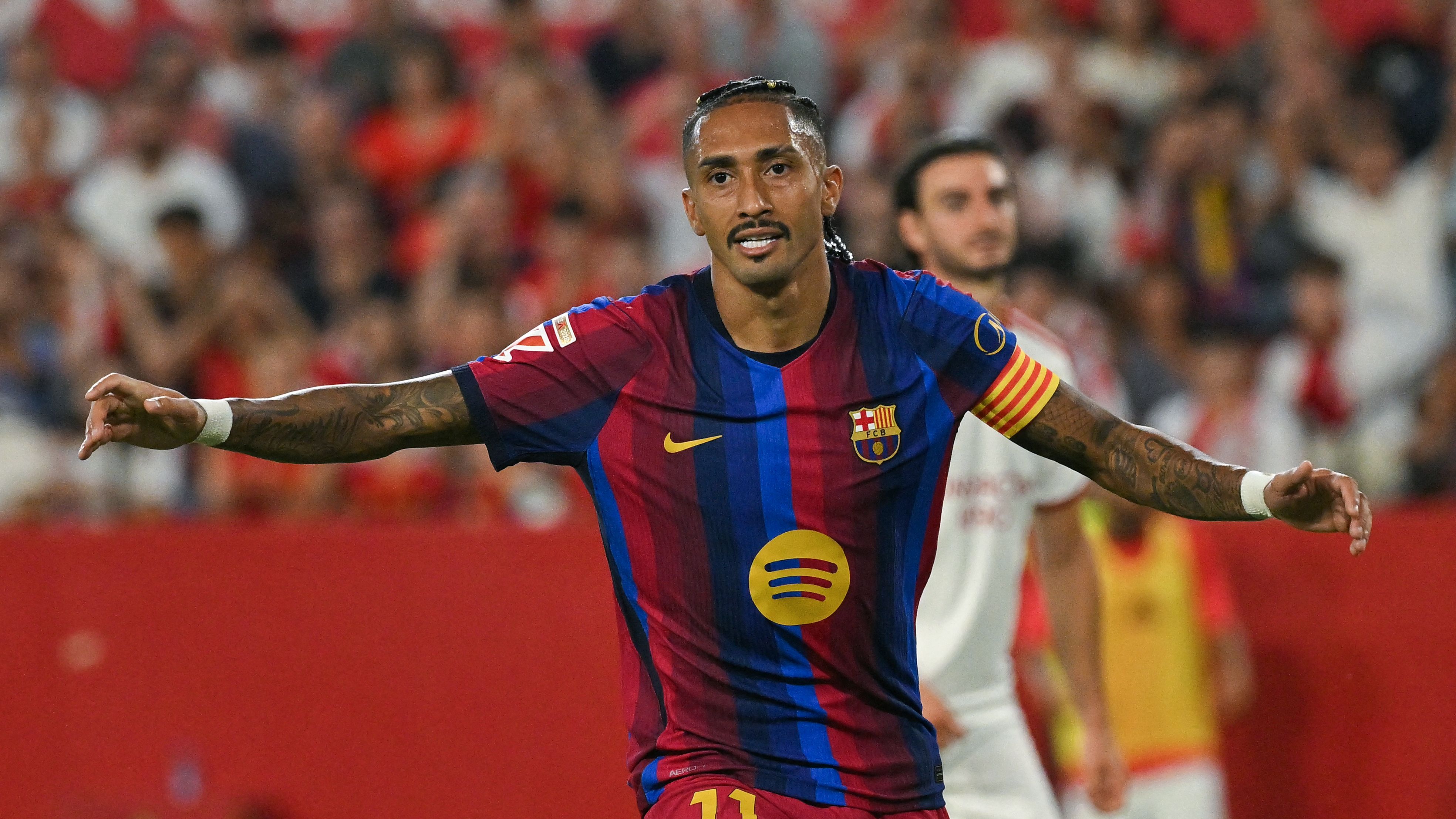 رافينيا "المرعب" يتفوق على هجوم ريال مدريد بأكمله.. ويُسقط رقم ميسي