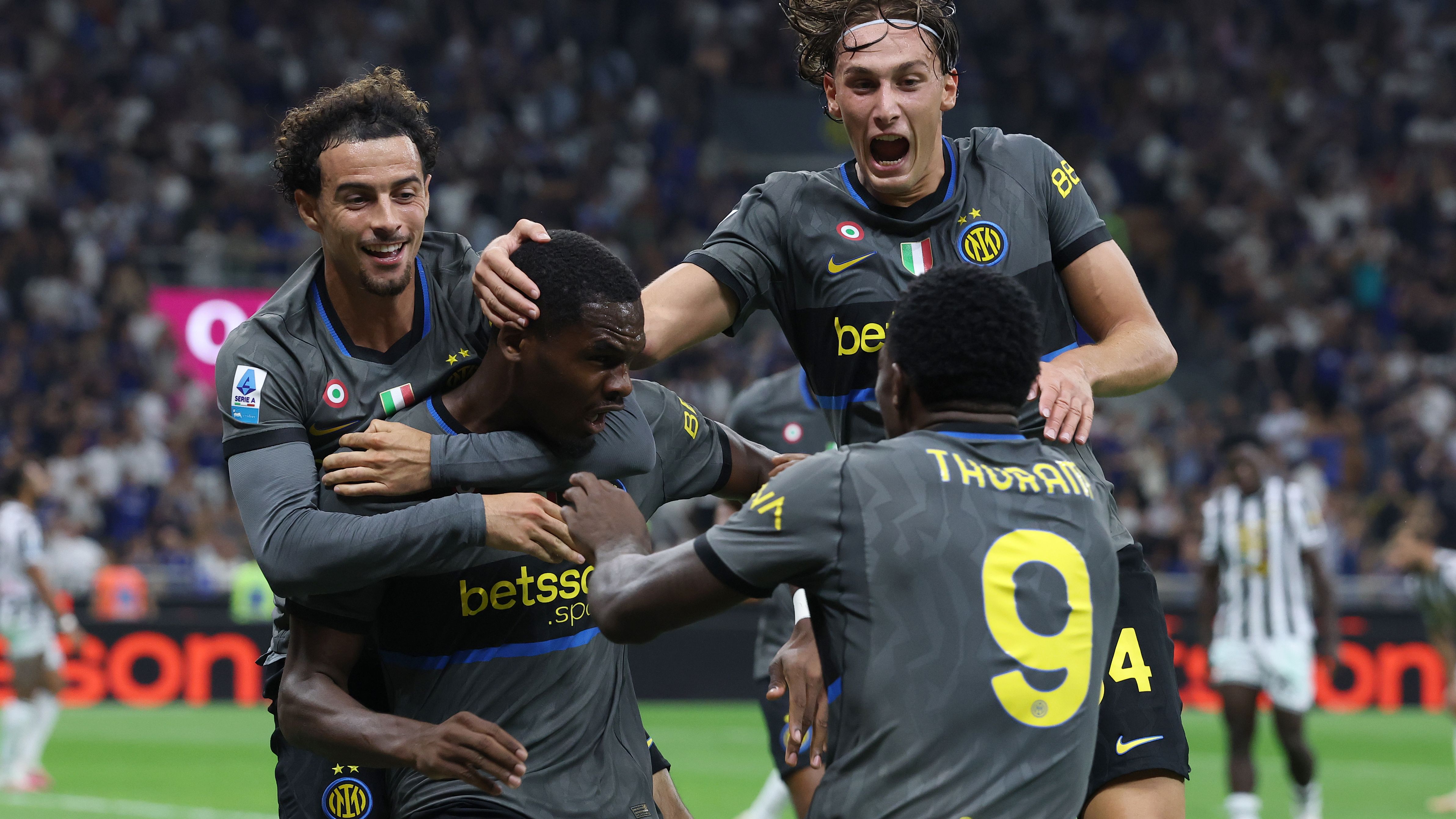 ما القنوات الناقلة لمباراة روما وإنتر في الدوري الإيطالي 2026-2027؟ وكيف تشاهدها عبر الإنترنت؟