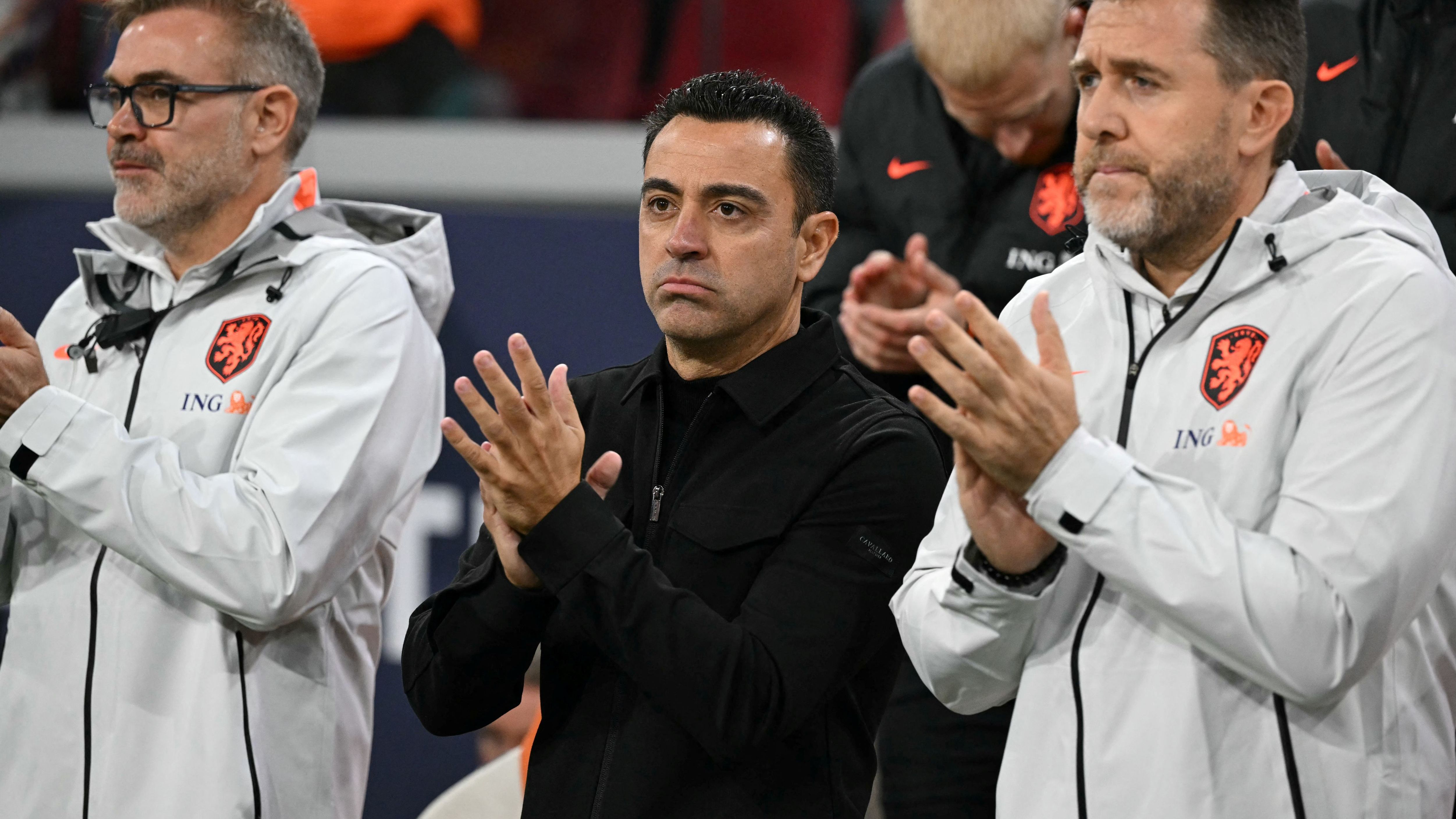 بفضل تشافي.. نجما دوري روشن يكتبان تاريخًا جديدًا في منتخب هولندا