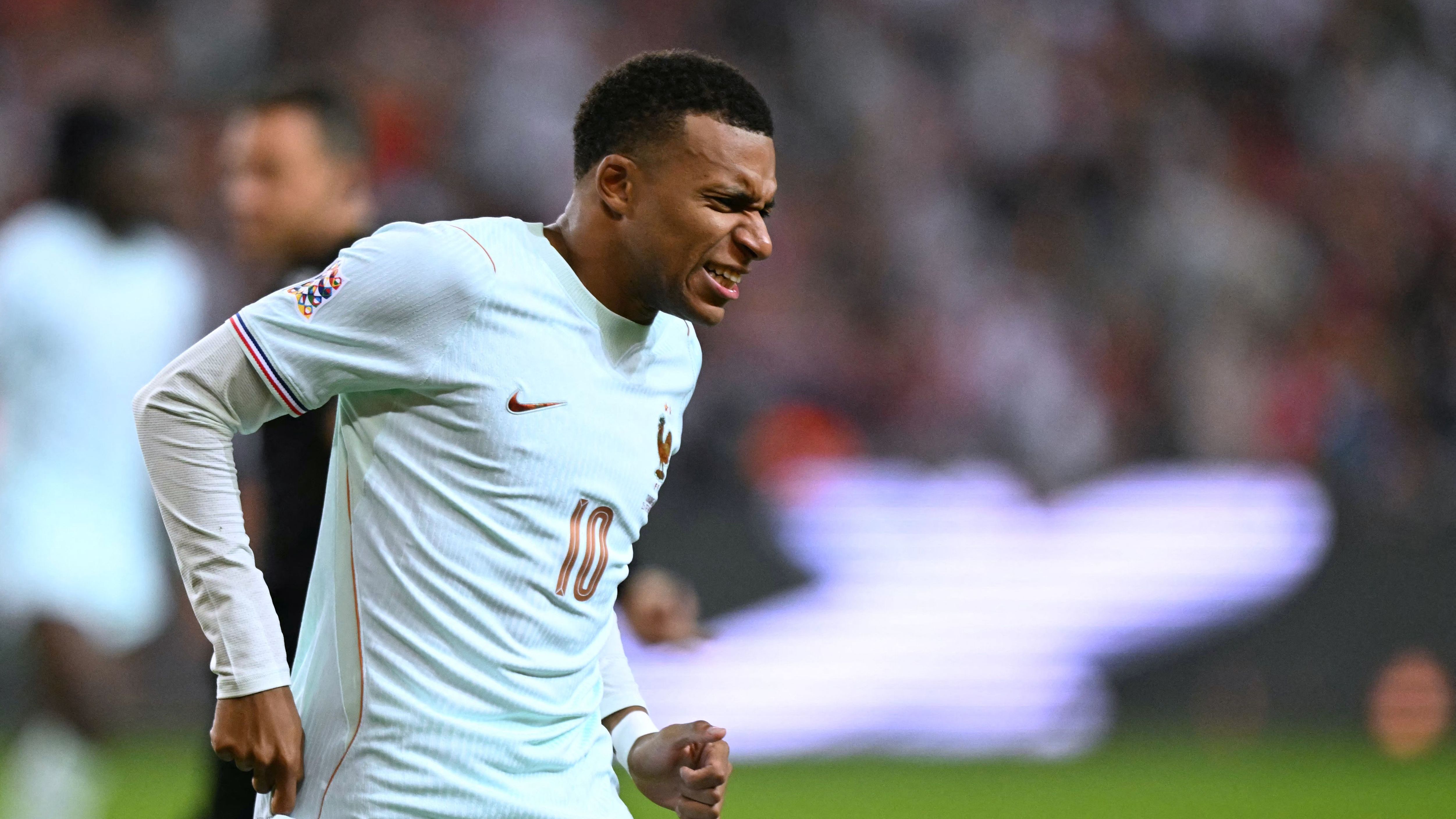 هل يصل الأمر للكلاسيكو؟ توتر كبير في صحف مدريد بعد إصابة مبابي