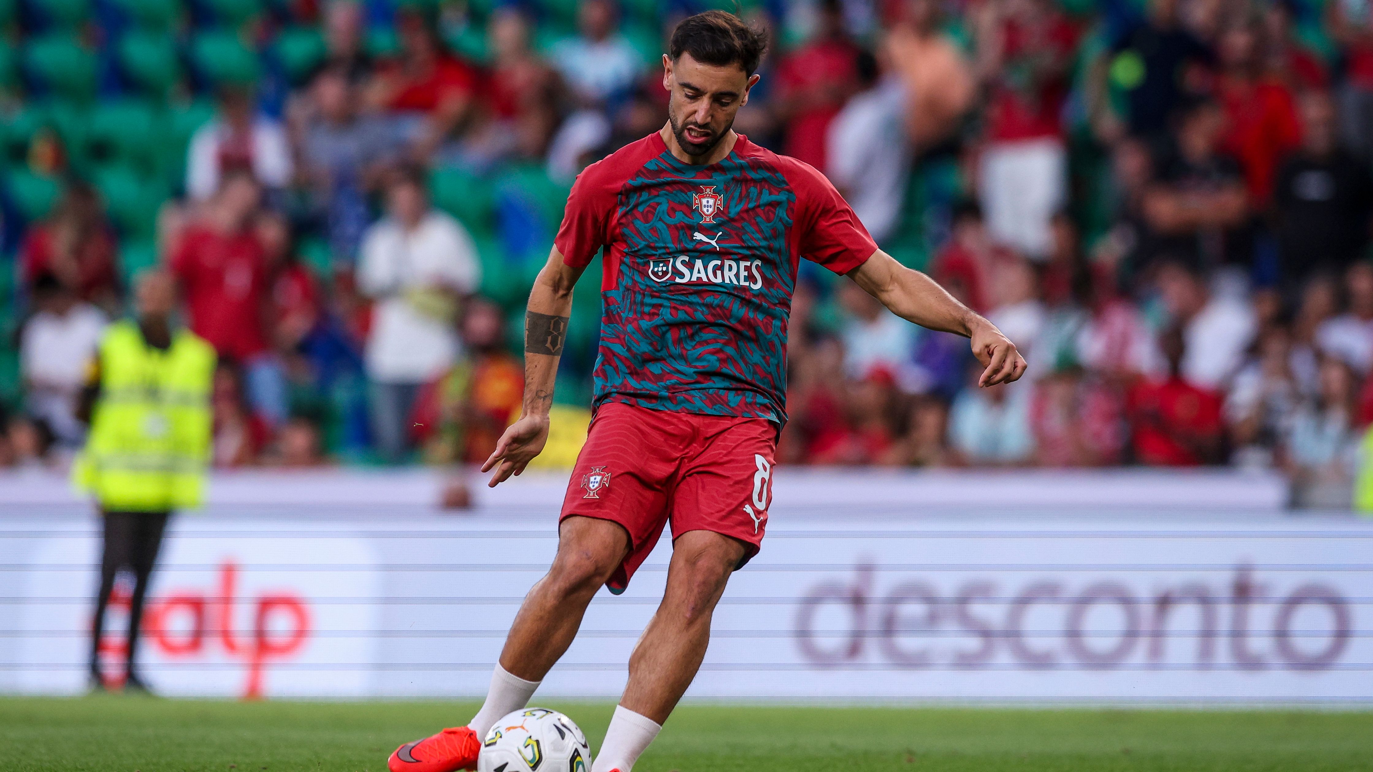 جيسوس: برونو فرنانديز يلعب مع مانشستر يونايتد مصابًا
