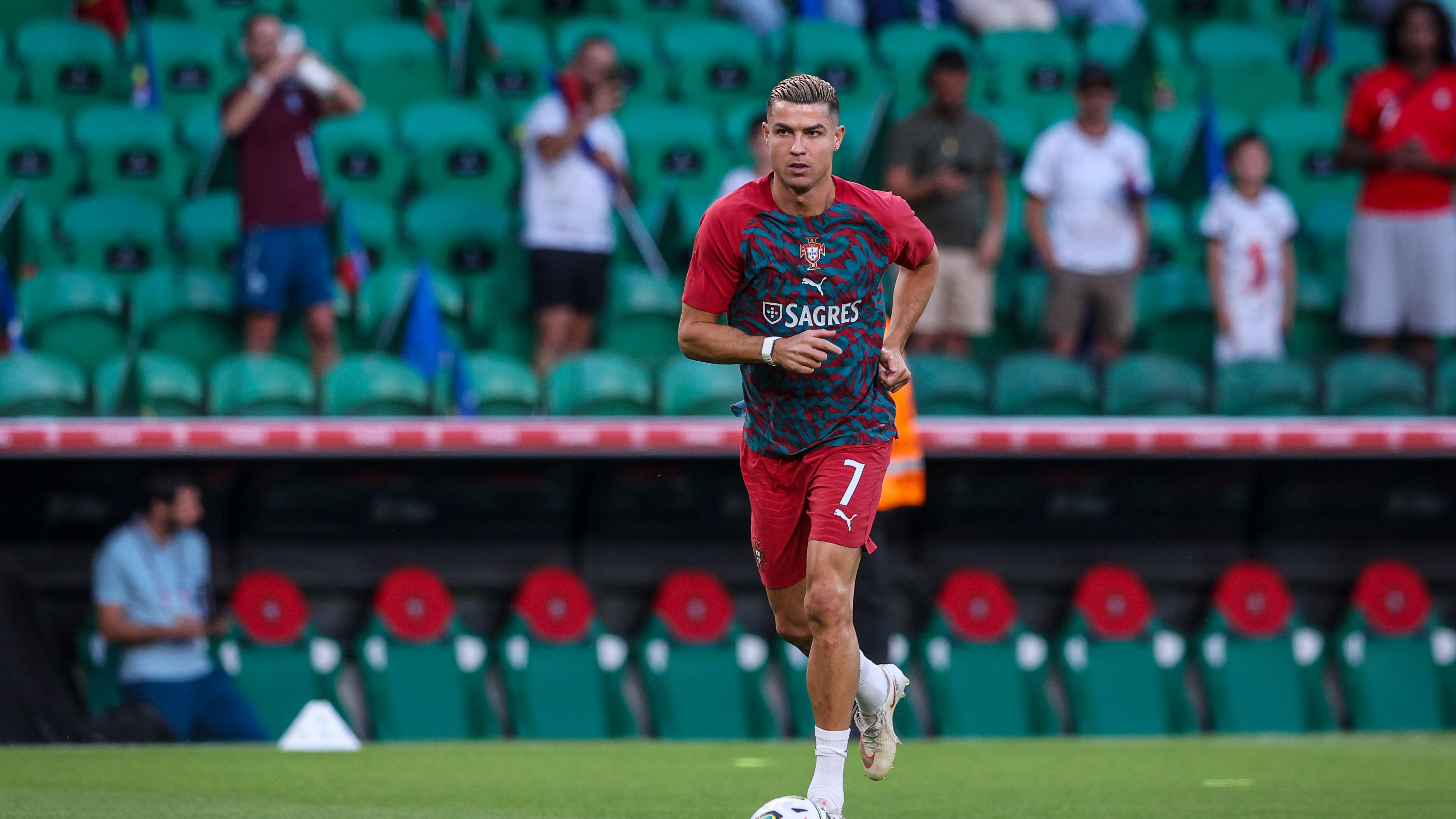 فيديو: أسبوع واحد كان كافيا.. كريستيانو يفي بوعده ويترك معسكر البرتغال