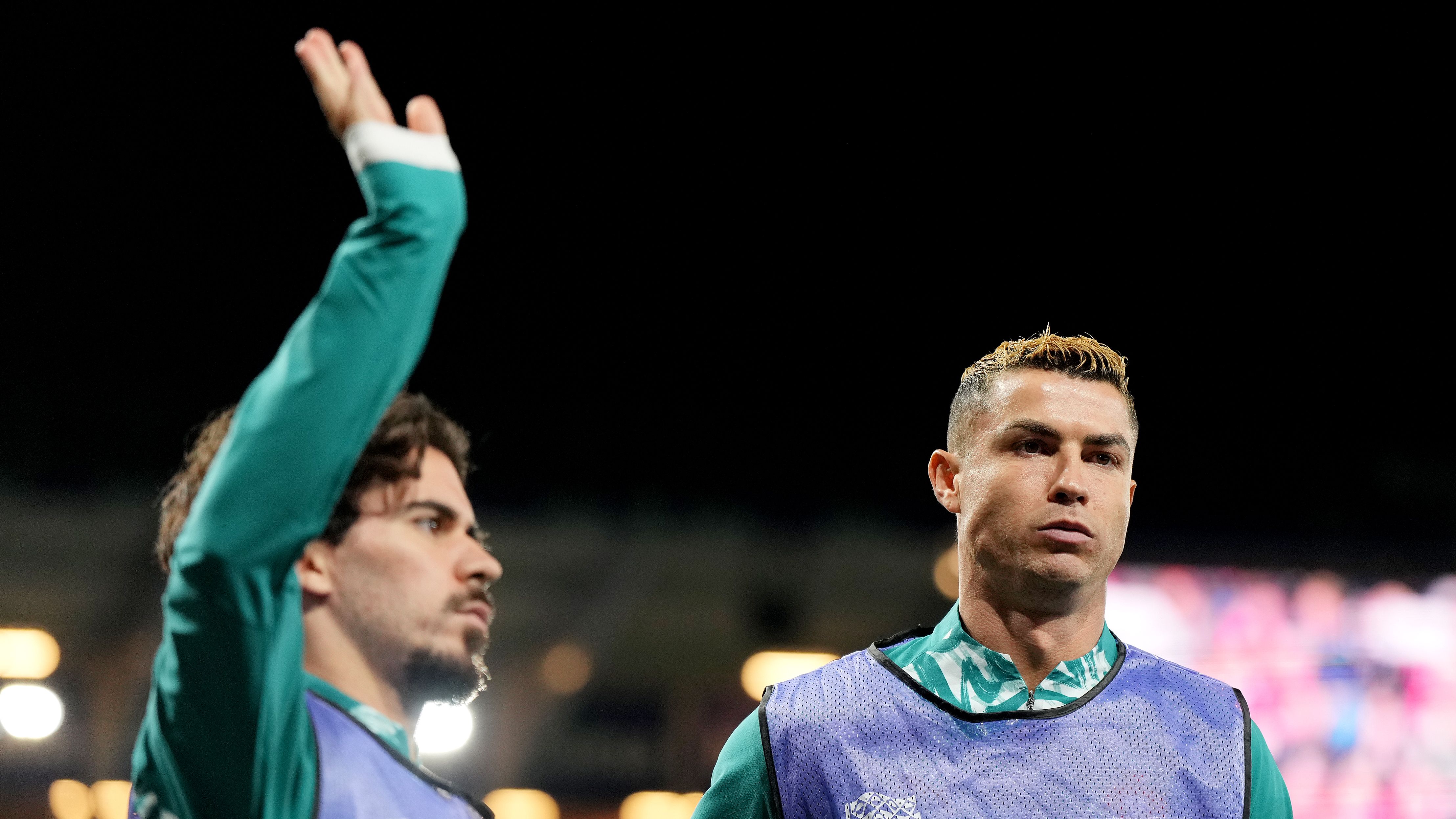 تصريح مفاجئ من فيتينيا عن إمكانية عودة كريستيانو لمنتخب البرتغال