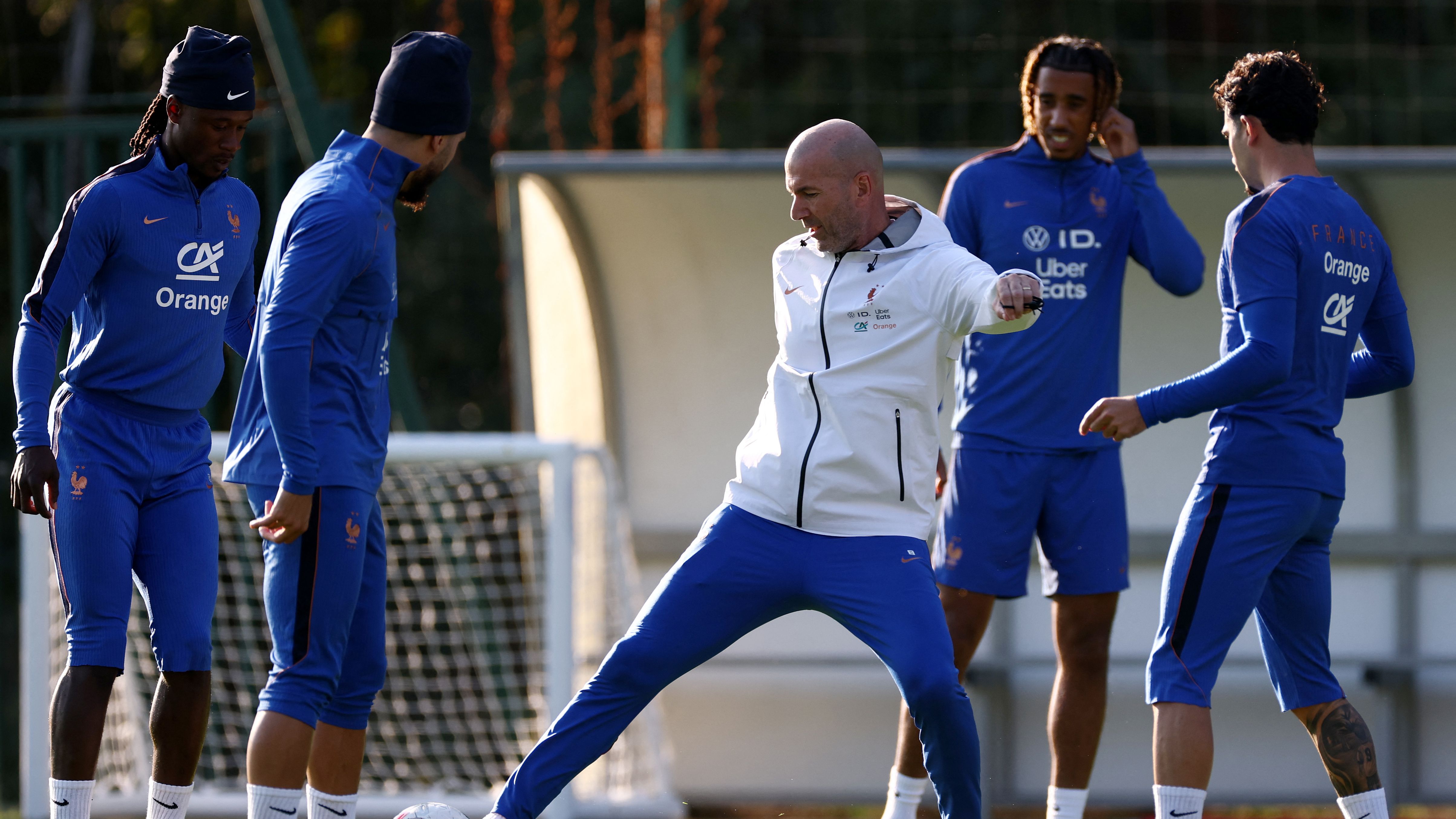 FBL-EUR-NATIONS-FRA-TRAINING