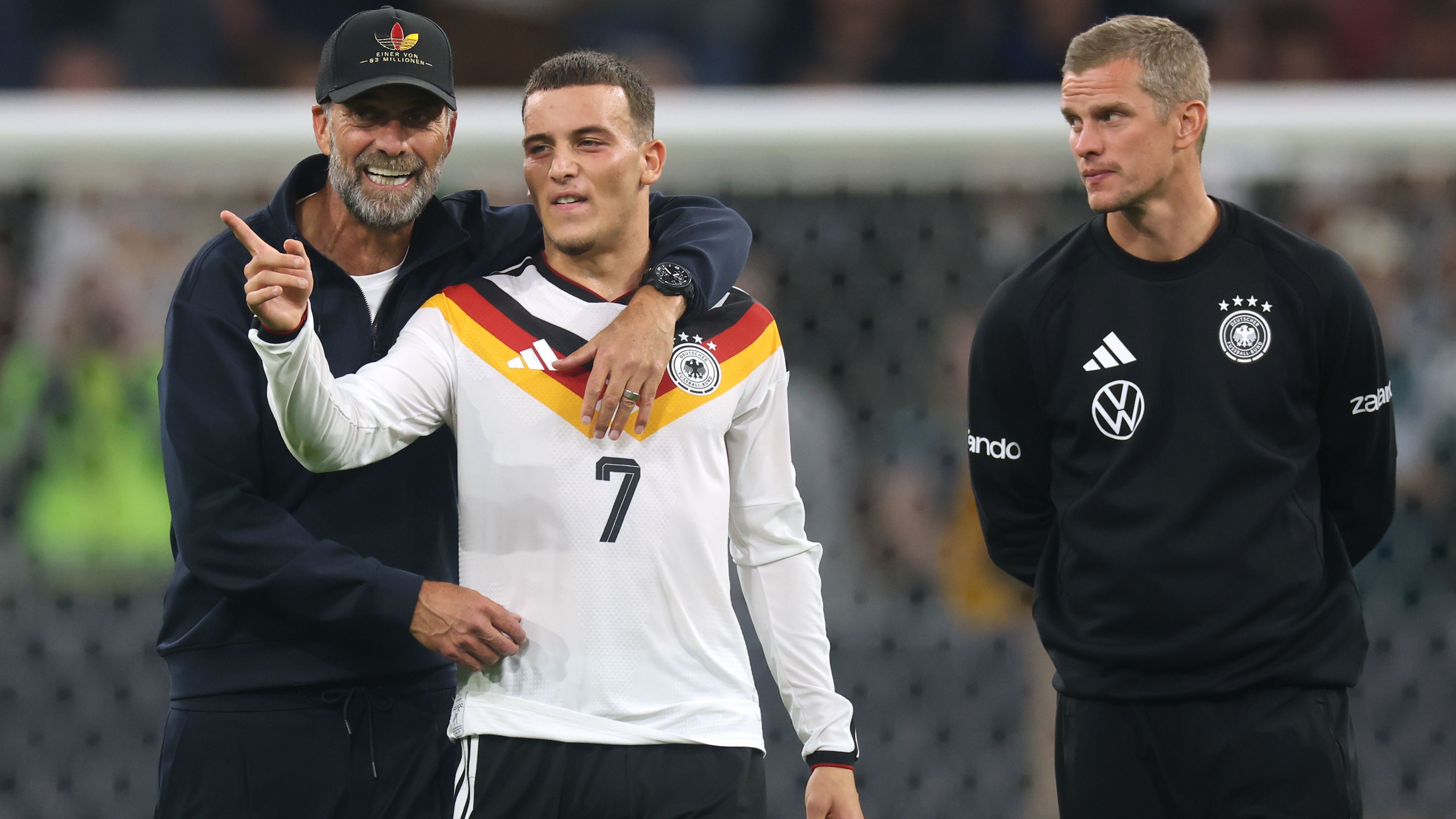 كلوب: الجميع سعداء في ليفربول اليوم.. ولاعب بايرن ميونخ مذهل