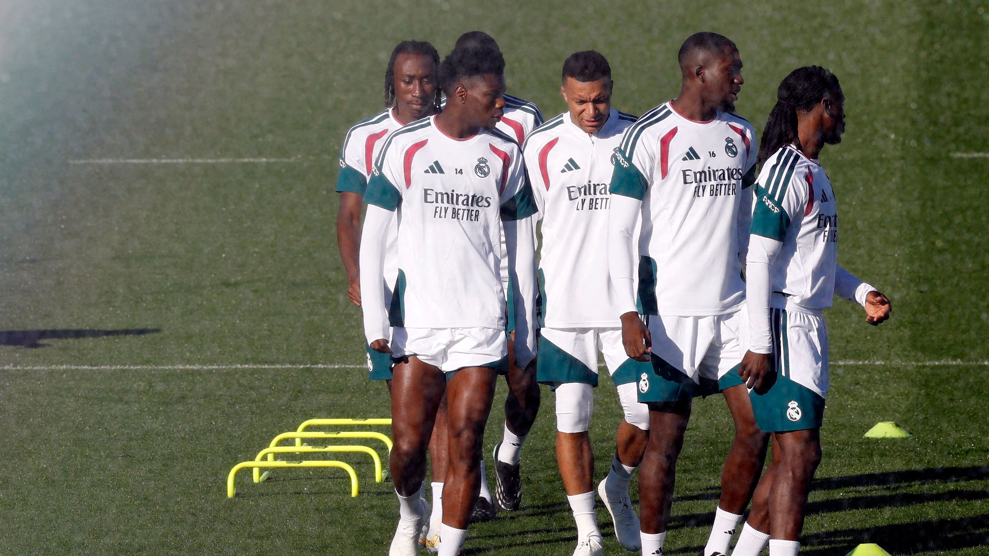 مفارقة مؤلمة.. معركة لايبزيج لإثبات أنه ليس مجرد متجر لريال مدريد