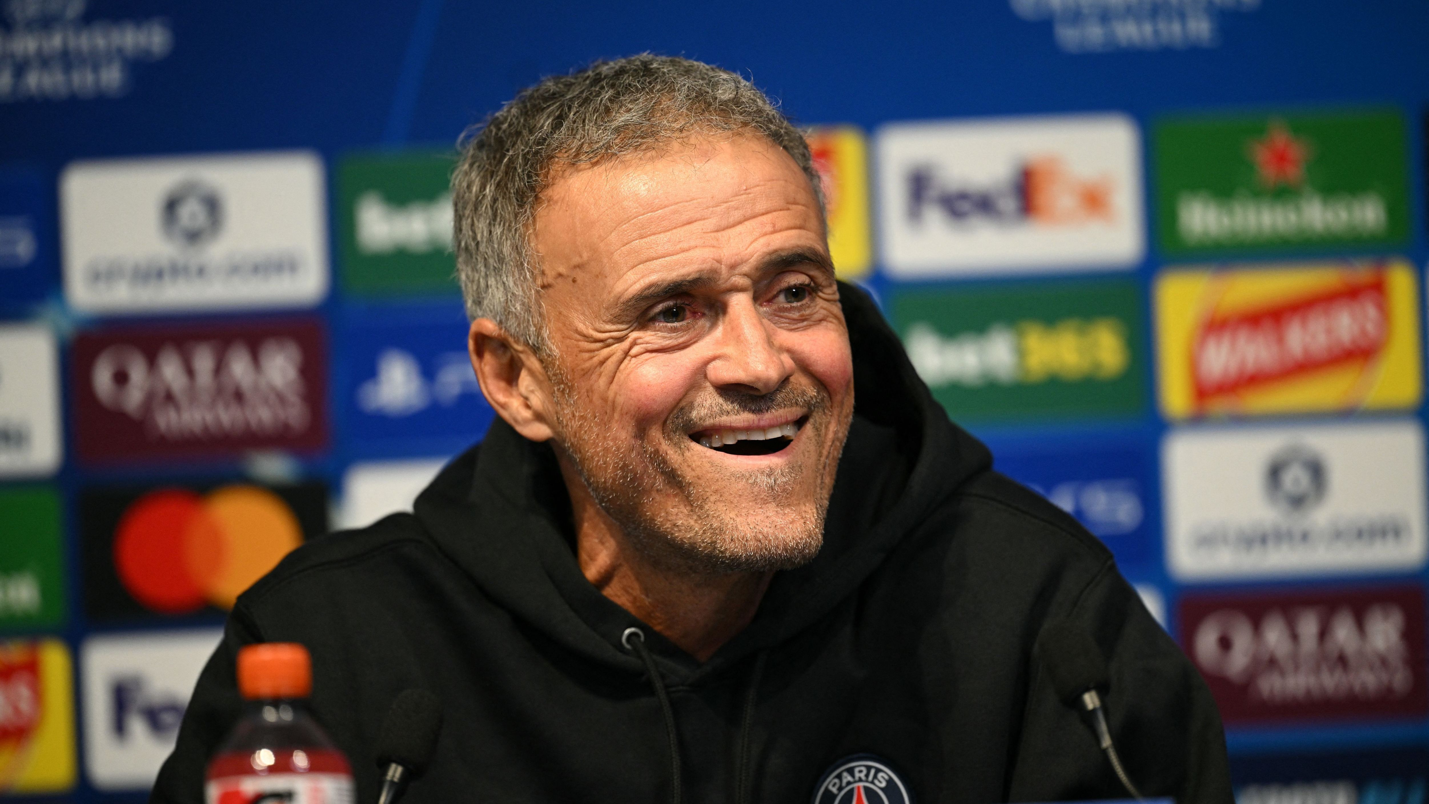 FBL-EUR-C1-PSG-PRESSER