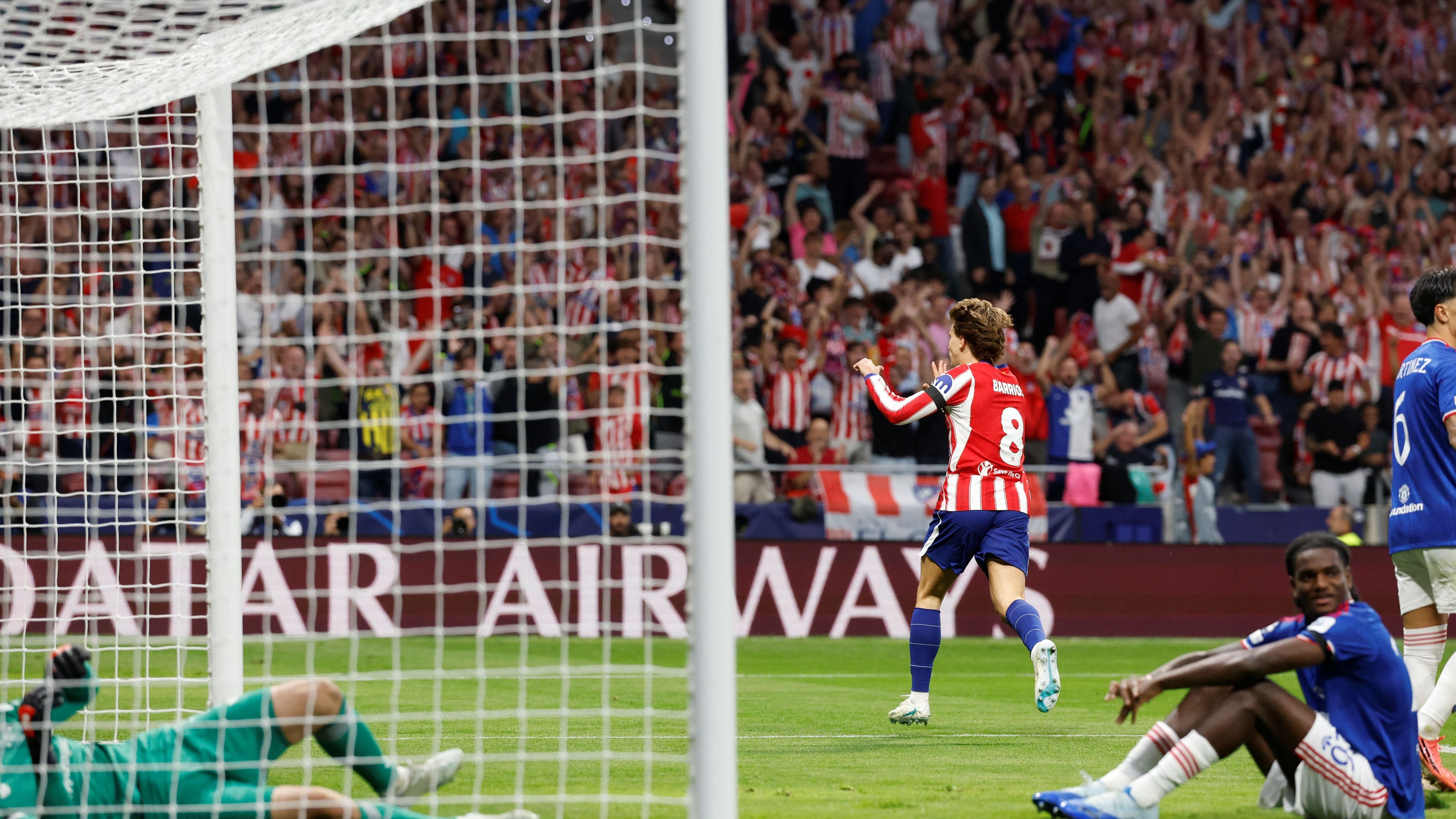 بالفيديو.. لاعب أتلتيكو مدريد يهز شباك مانشستر يونايتد بهدف تاريخي