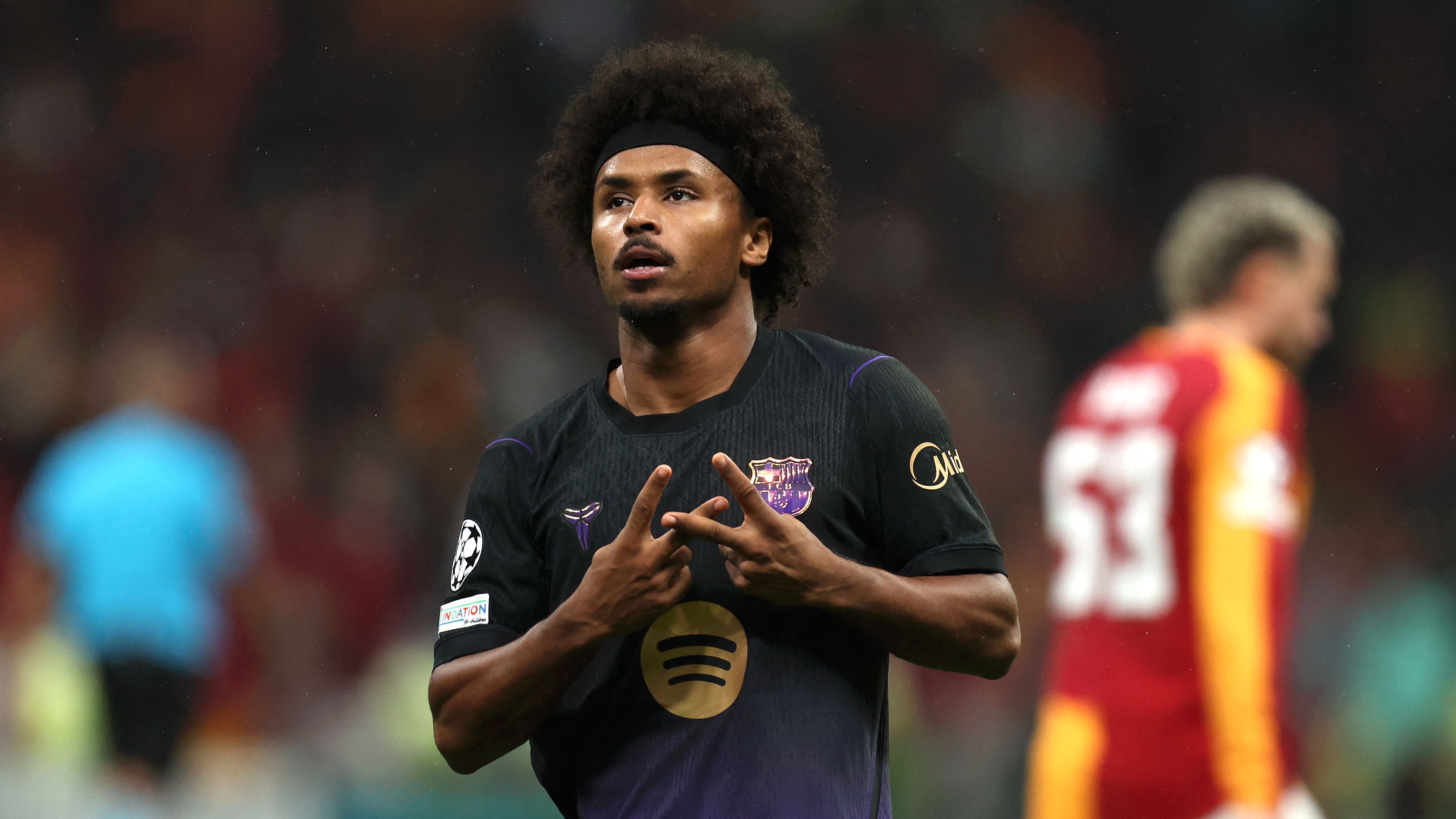 ريال مدريد رفض التعاقد مع أديمي.. هل يرد لهم الصاع في الكلاسيكو؟