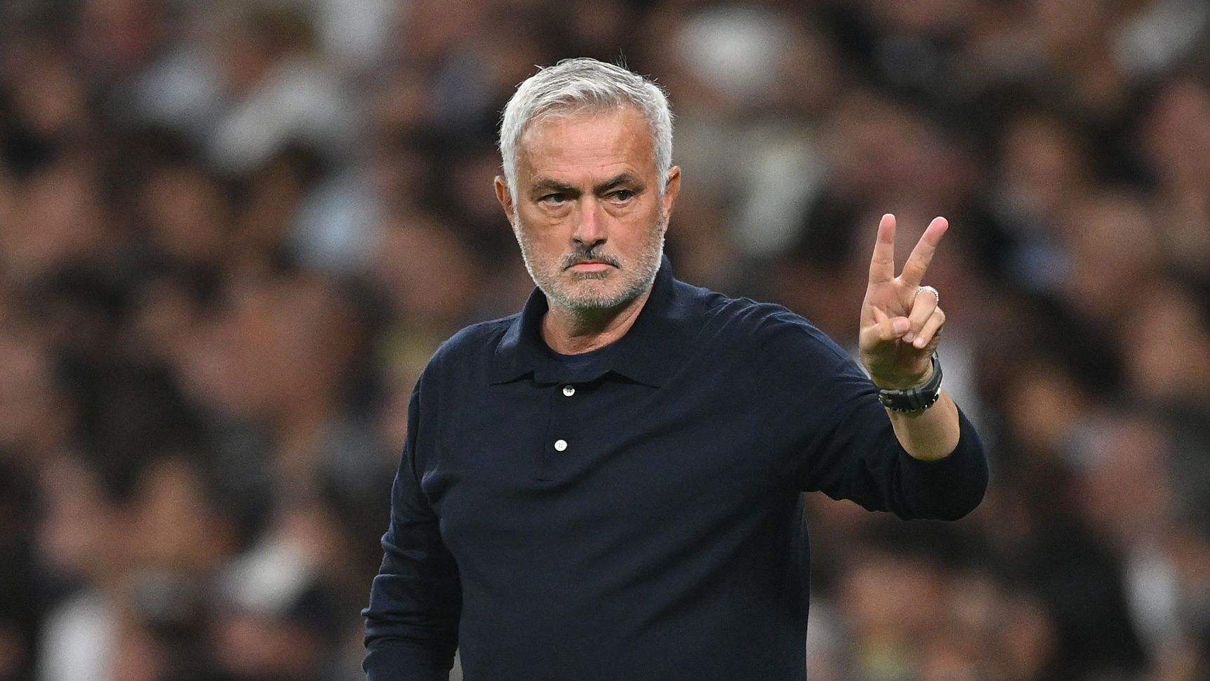 مورينيو للمهتمين بضم نجم ريال مدريد: انسوا هذا الأمر تمامًا
