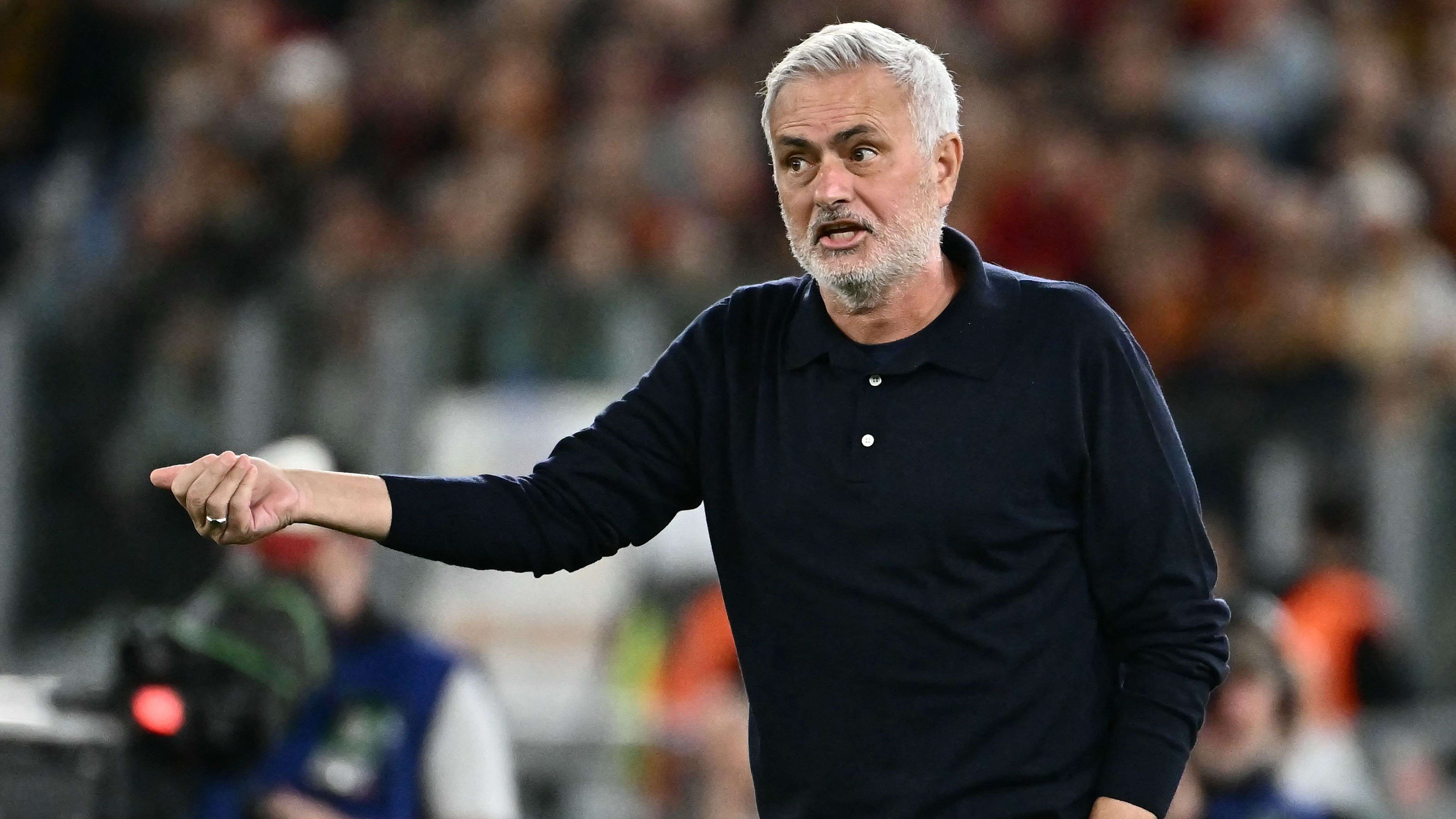جوزيه مورينيوخلاف علني بين مورينيو وفالفيردي بعد ليلة روما المجنونةسر ريمونتادا ريال مدريد أمام روما سبب الصدام17:4714 أكتوبر 2026