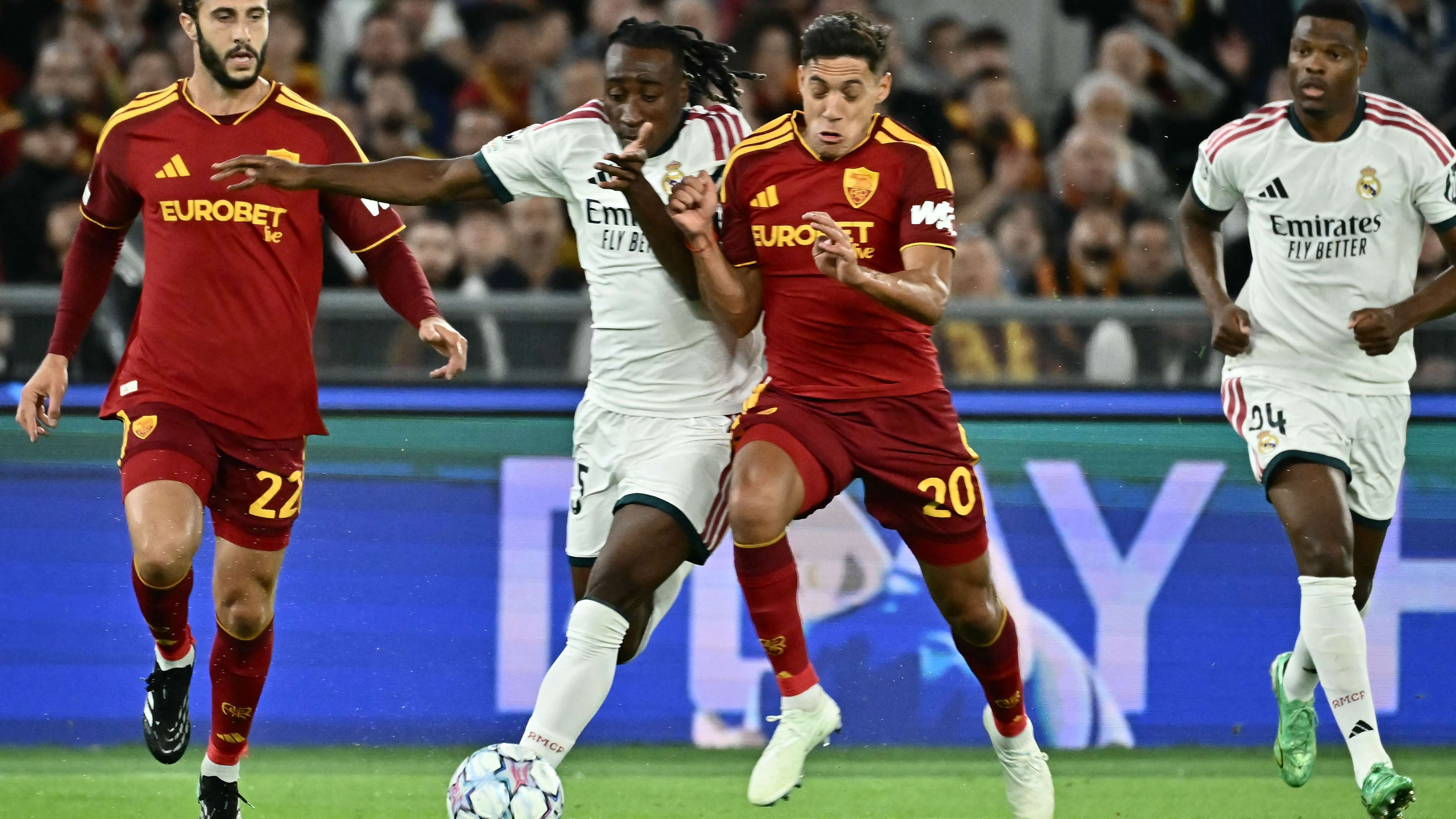 روما ضد ريال مدريدبالأرقام.. ديوماندي مكوك ريال مدريد أمام روماالإيفواري لعب دورًا كبيرًا في معقل الذئاب17:3915 أكتوبر 2026
