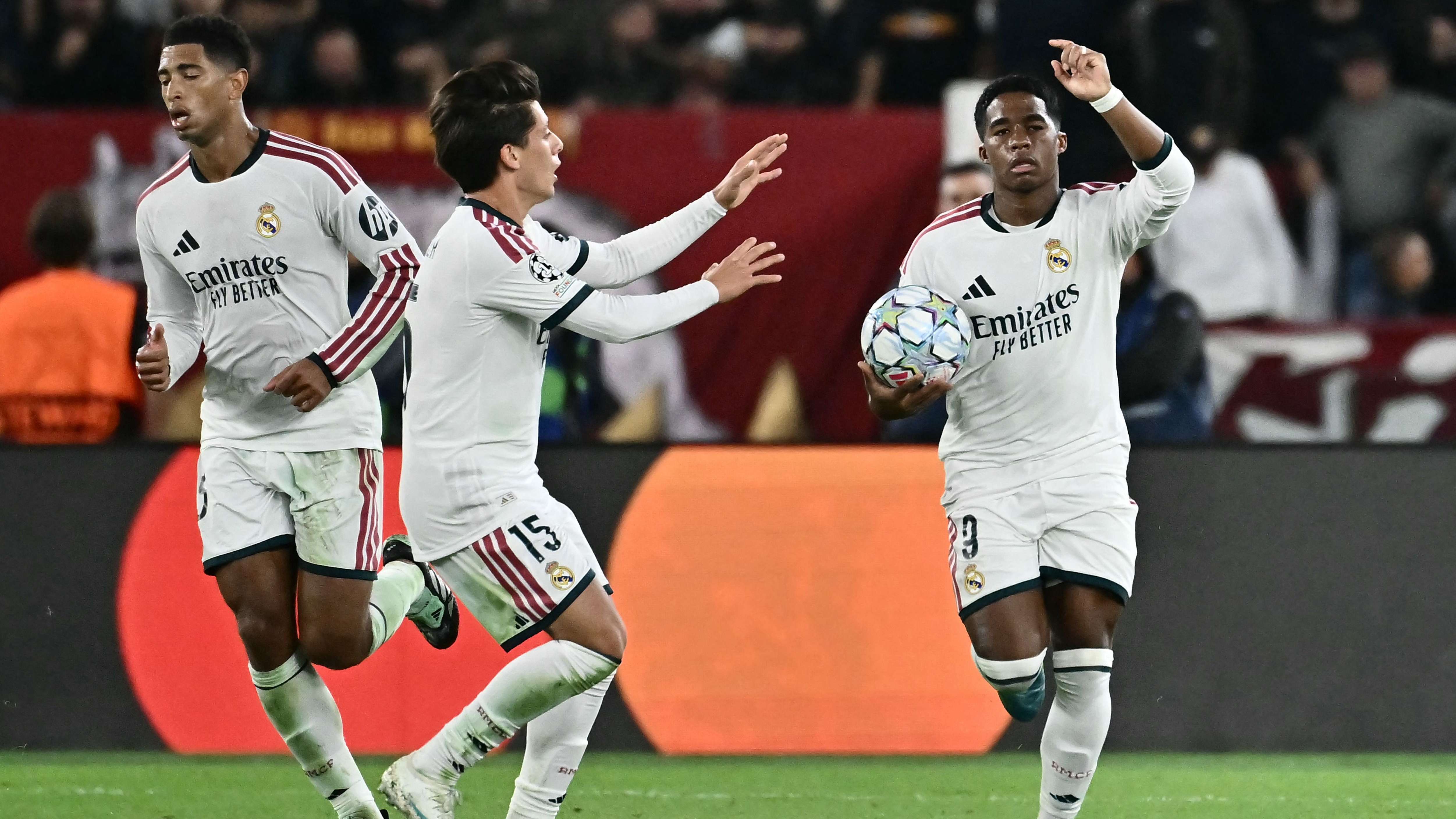 ريال مدريد ضد لايبزيجرهان فاشل.. ريال مدريد يحبط خطط آرسنال والسيتي لضم نجمهالنادي الملكي عرف كيف يؤمن بقاء لاعبه13:0615 أكتوبر 2026