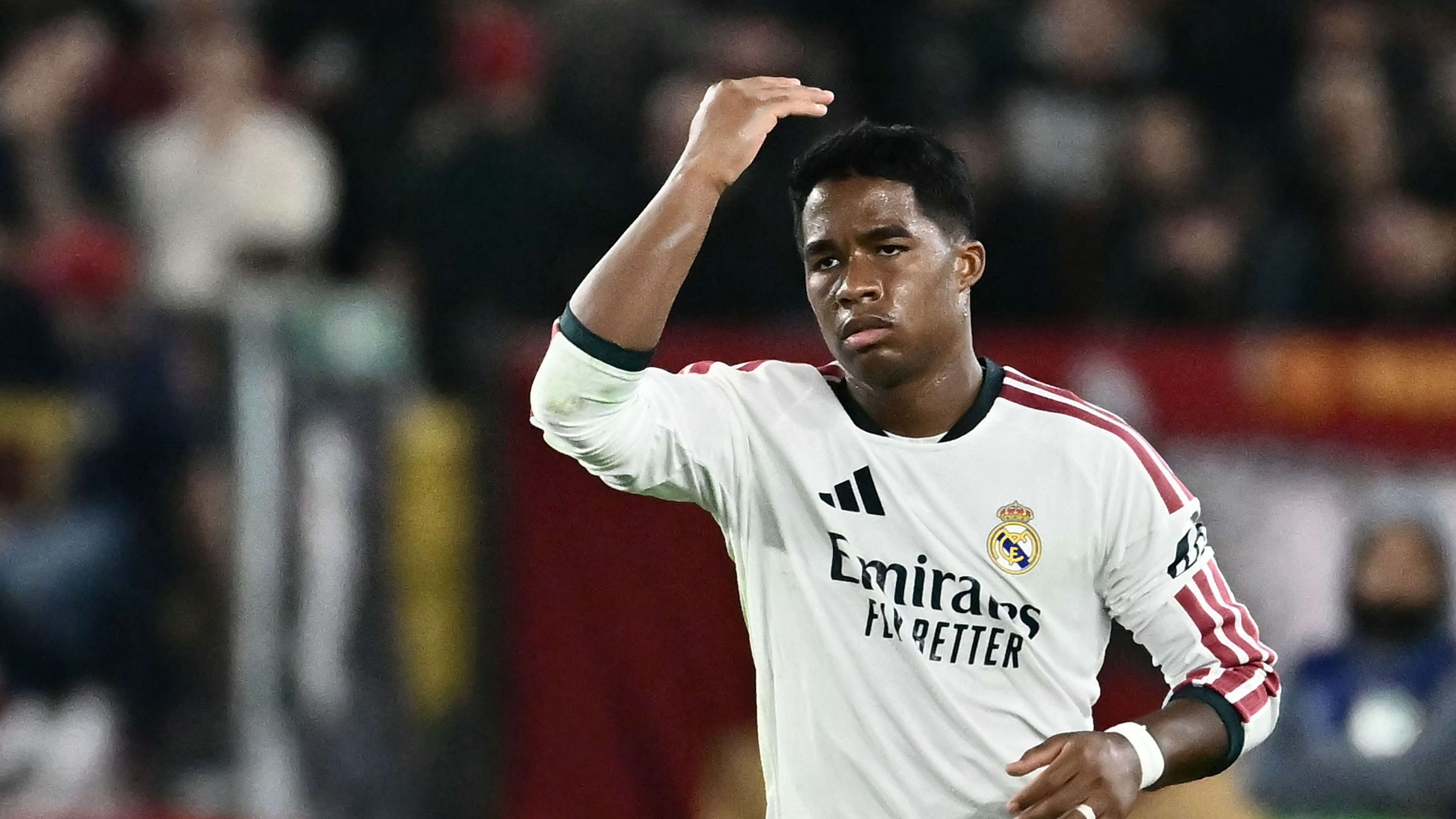 روما ضد ريال مدريدإندريك: ما يفعلونه بفينيسيوس جنوني.. لكنه سيعوداستياء داخل قلعة سانتياجو برنابيو02:4215 أكتوبر 2026