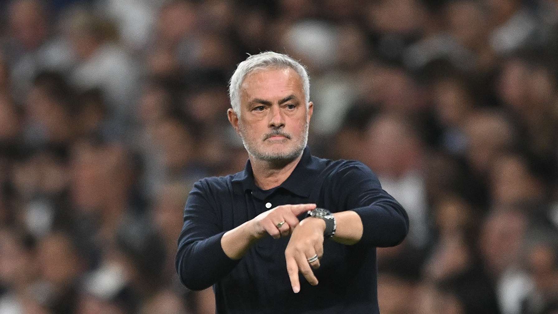 روما ضد ريال مدريدهجوم كتالوني على مورينيو: يلعب دور الضحية.. وعلاجه لفينيسيوس فاشلمورينيو رفض حضور المؤتمر الصحفي13:0411 أكتوبر 2026