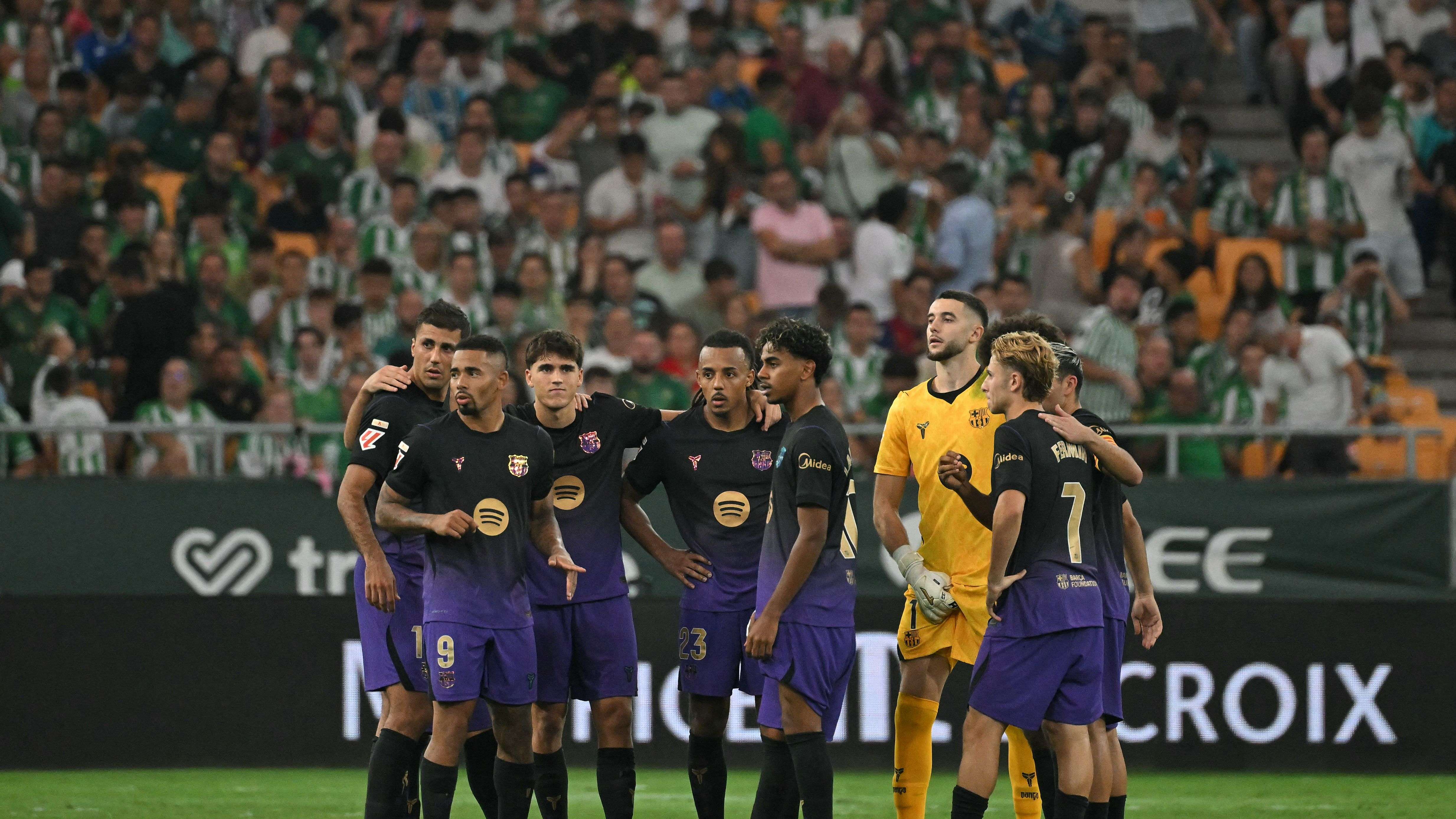 FBL-ESP-LIGA-BETIS-BARCELONA