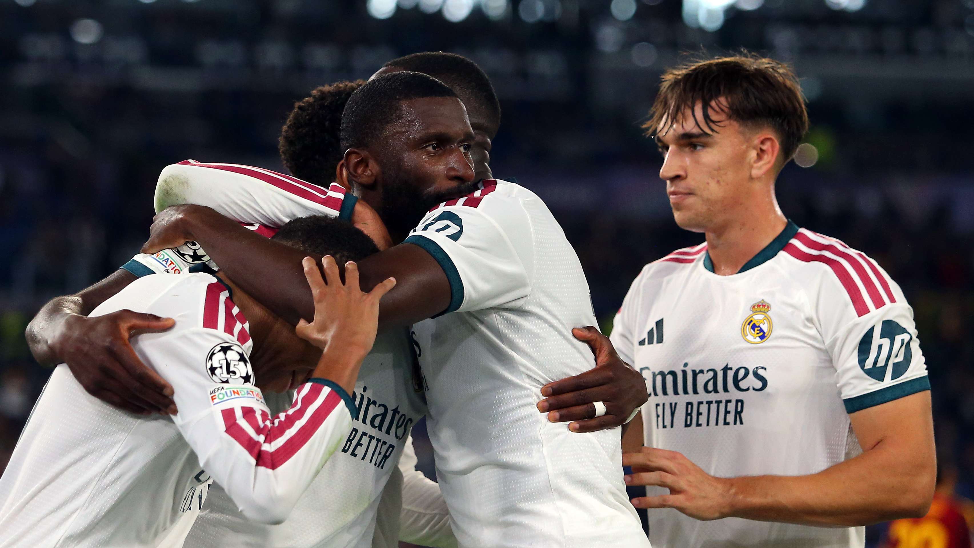 ريال مدريد ضد إشبيليةريال مدريد يراقب موهبة سبورتينج لشبونة باهتمامالنادي الملكي يعمل على تعزيز الأكاديمية12:2816 أكتوبر 2026