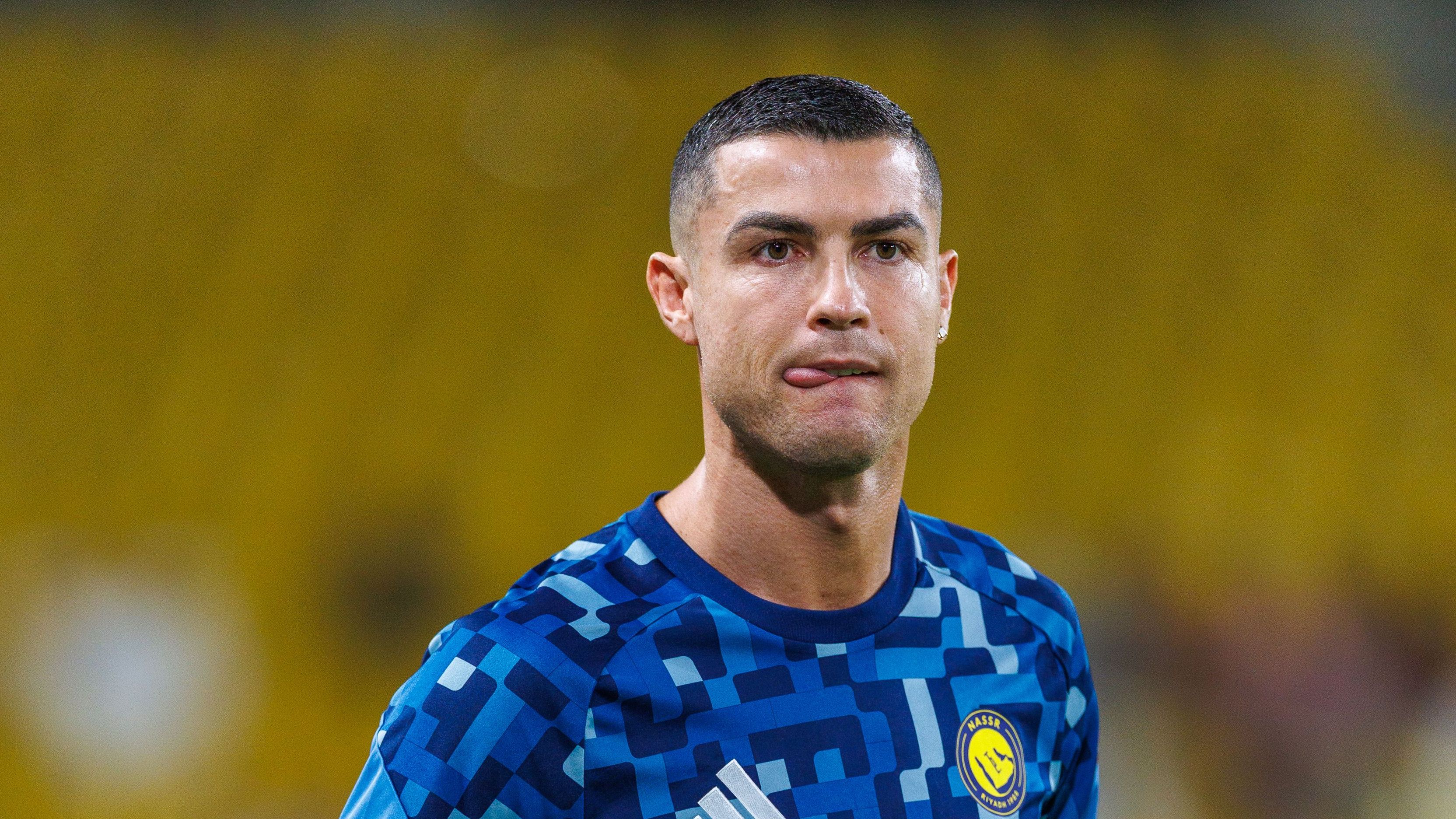 بإشارة غريبة.. كريستيانو رونالدو يثير حيرة جماهير النصر