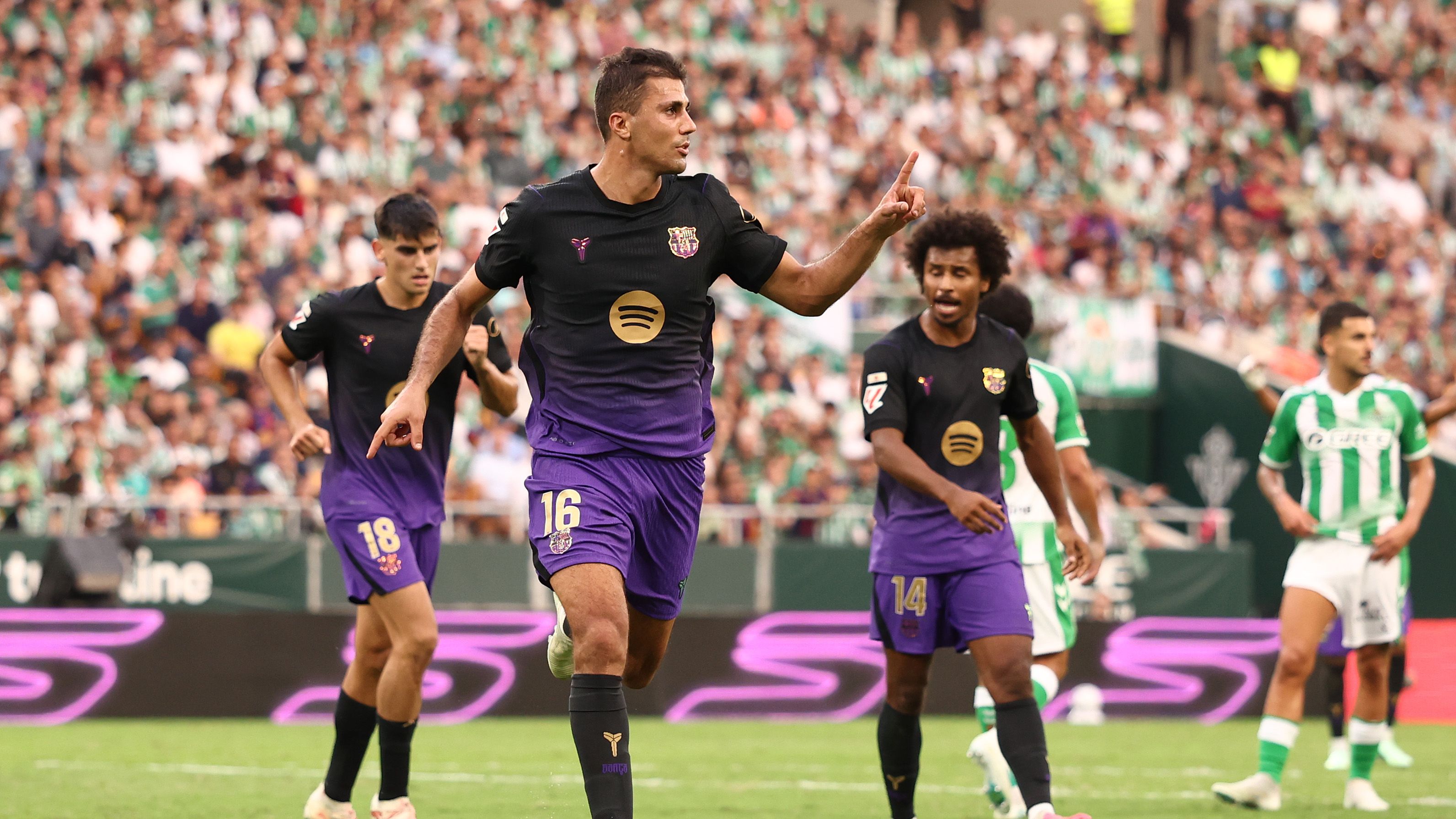 Real Betis Balompie v FC Barcelona - LaLiga EA Sports 2026/27