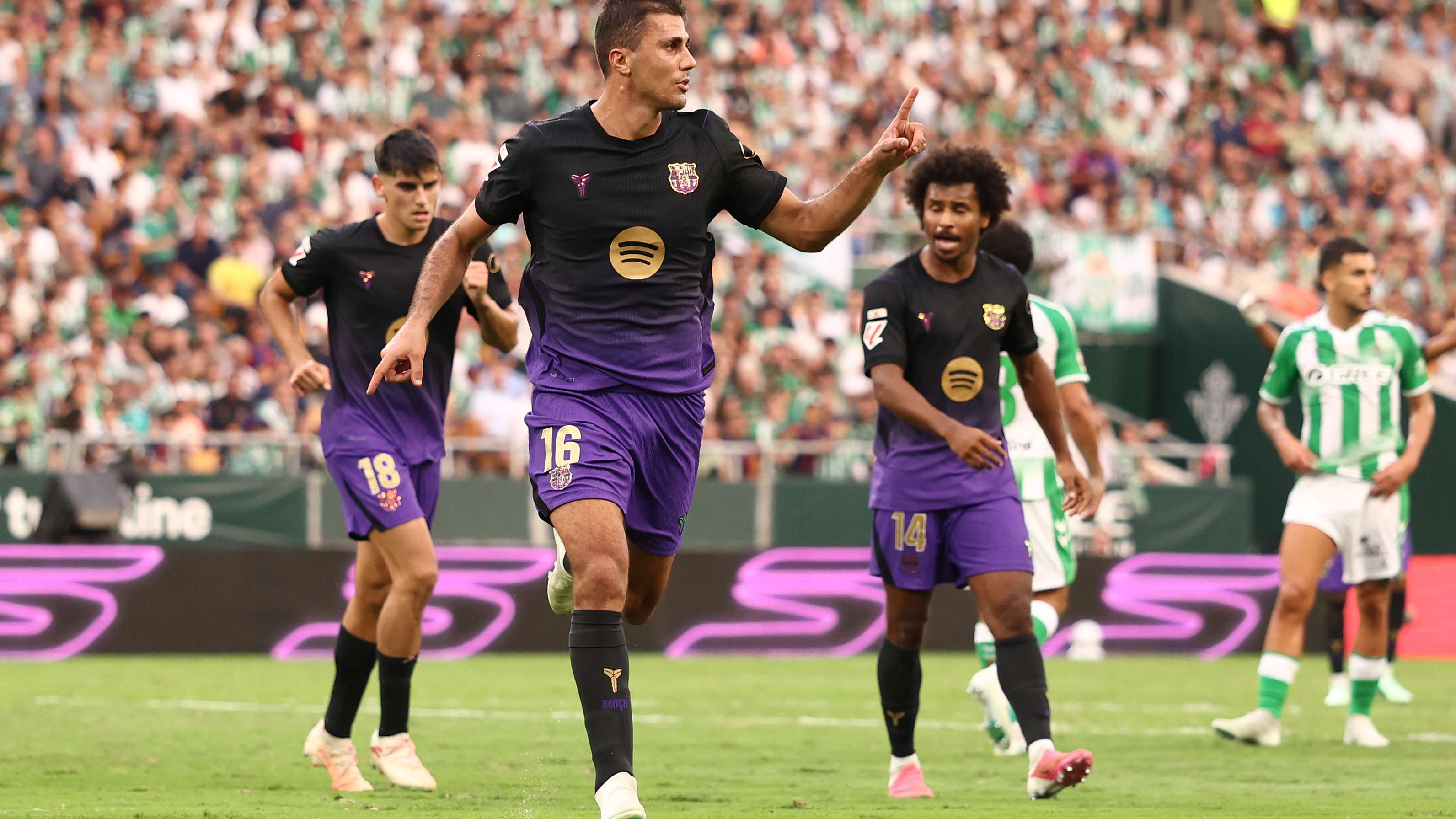 Real Betis Balompie v FC Barcelona - LaLiga EA Sports 2026/27