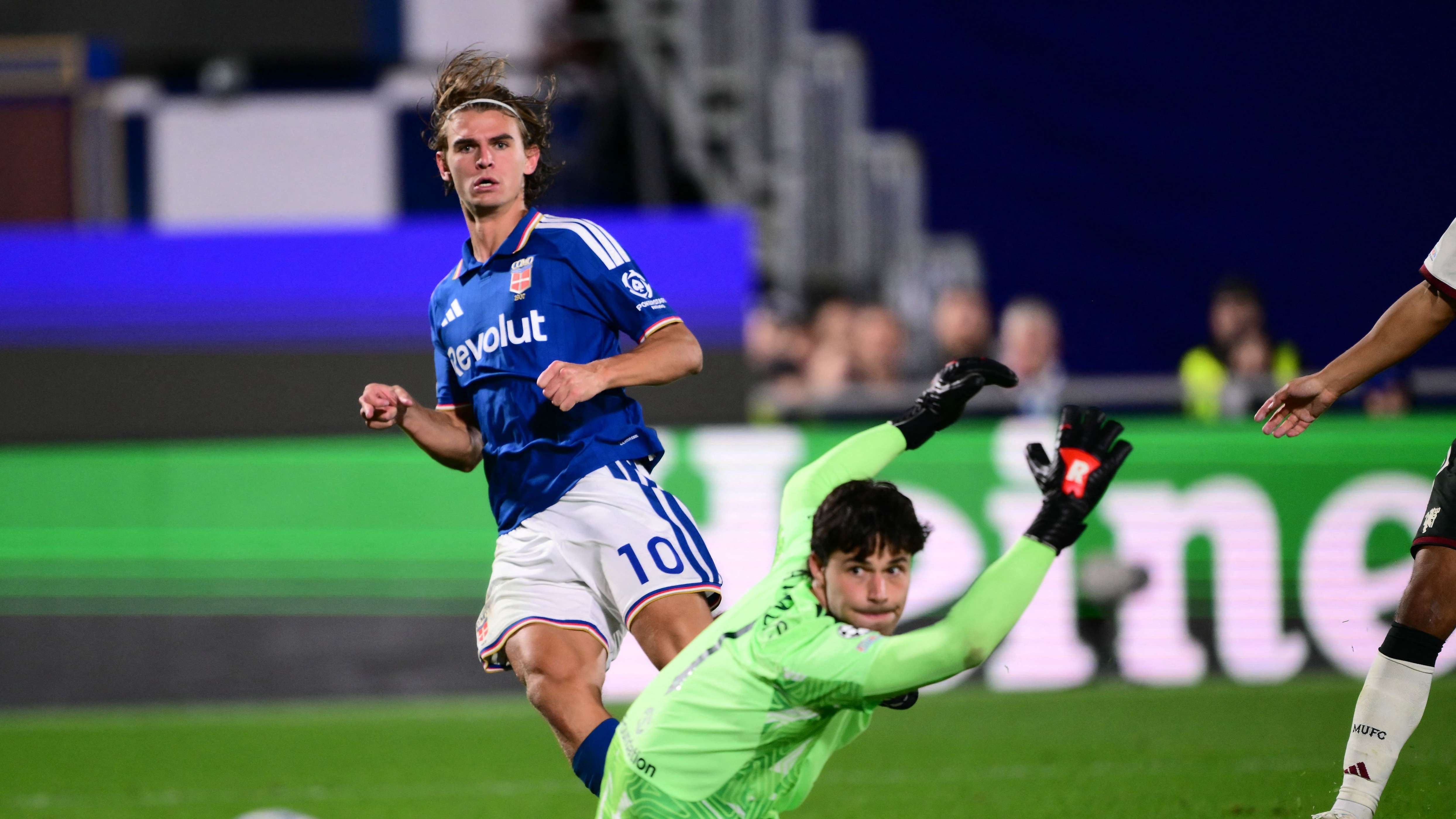 FBL-EUR-C1-COMO-MAN UNITED