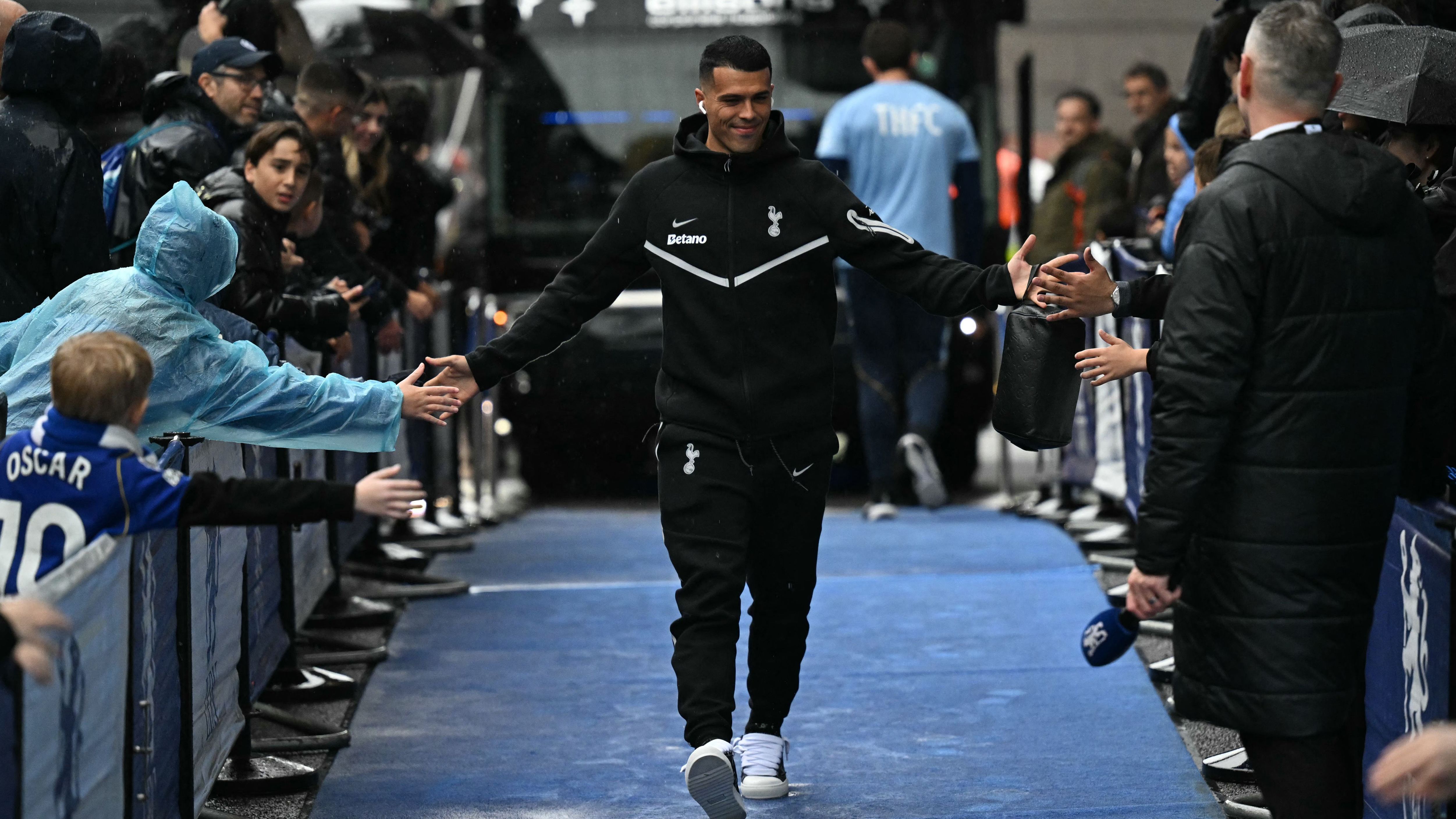 مرفوض في ريال مدريد ومستحيل عند برشلونة.. هل تبخر حلم بيدرو بورو؟