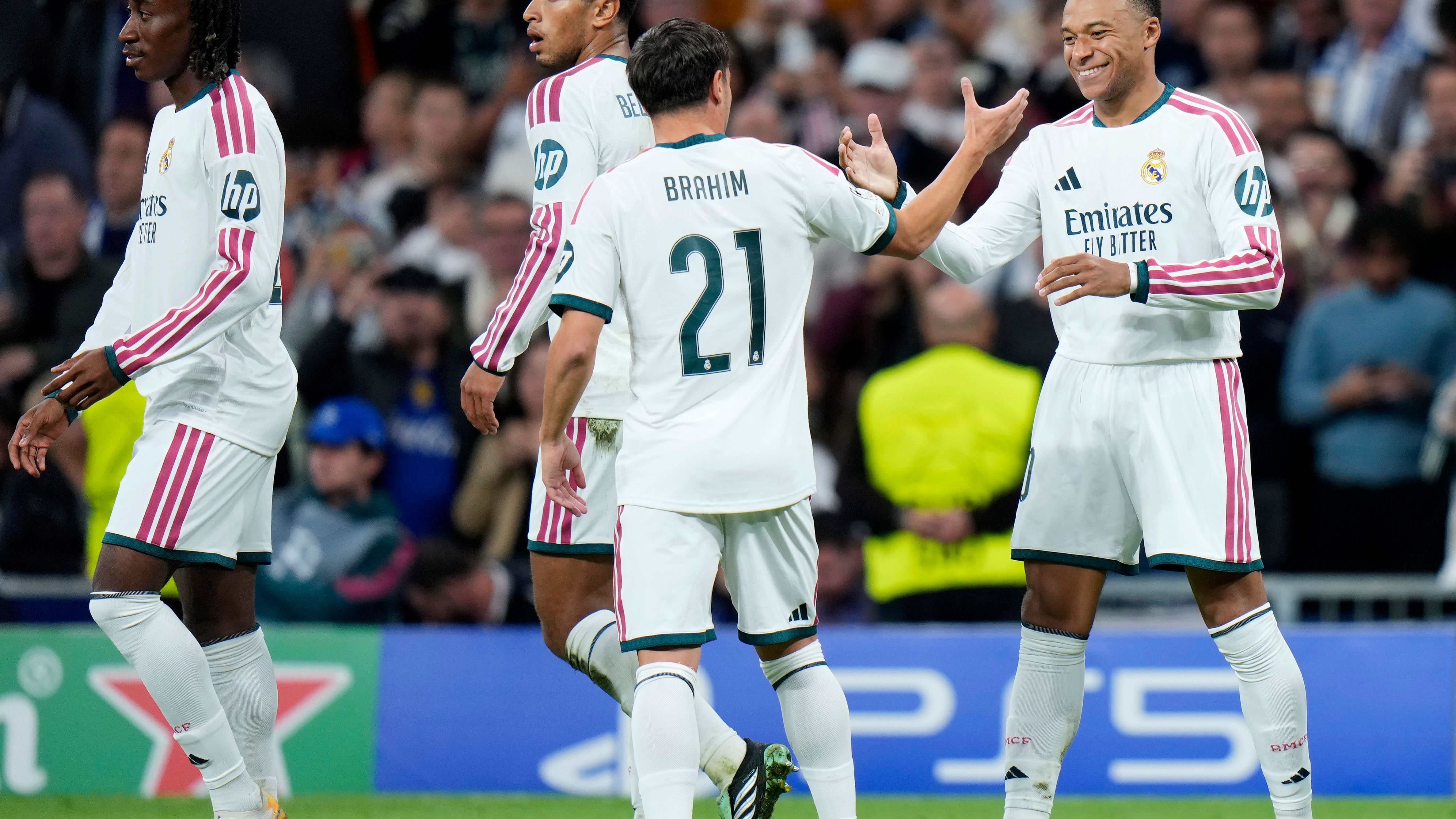 بعيدًا عن الأضواء.. ريال مدريد يرسم ملامح خطة الكلاسيكو