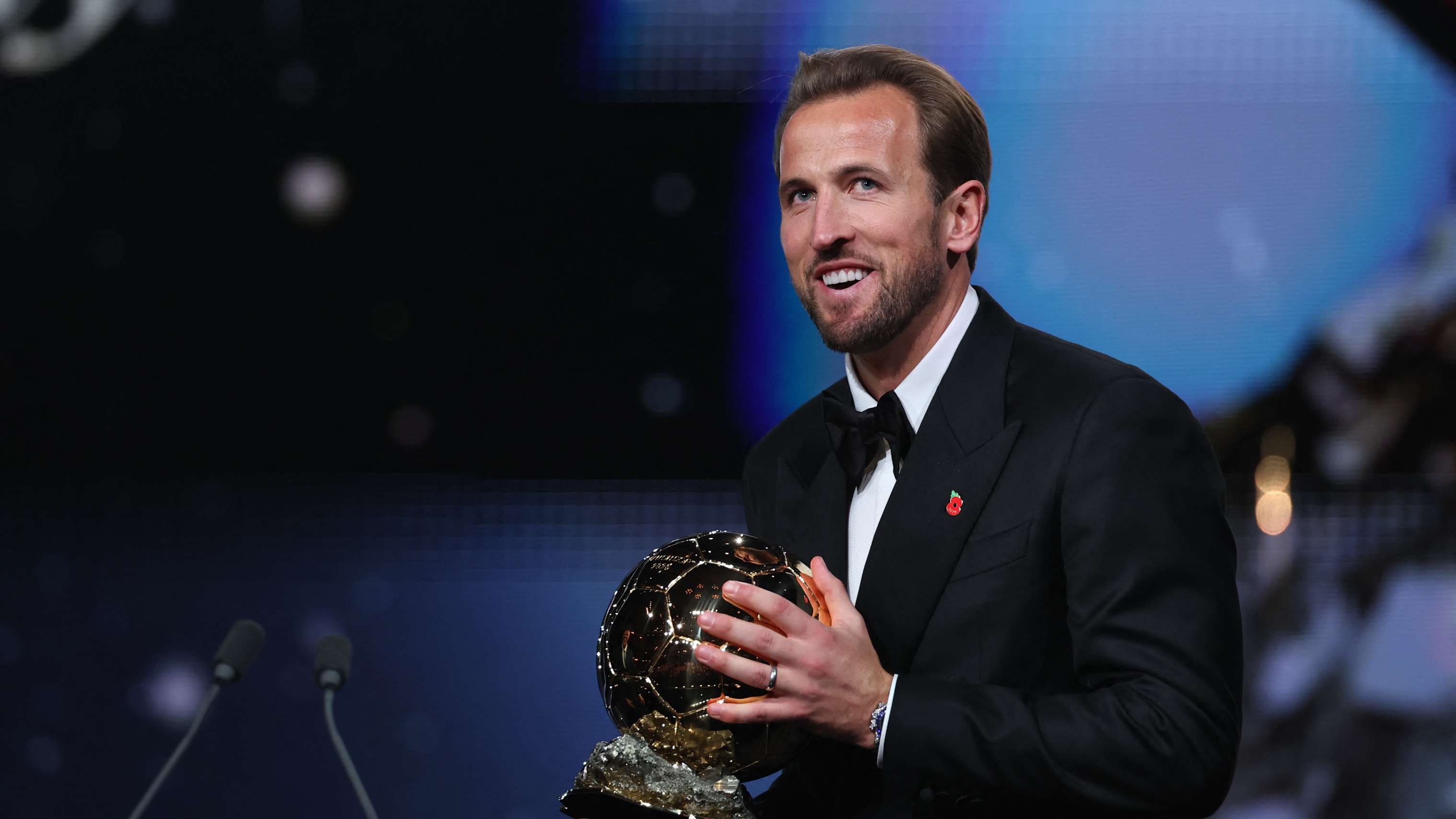 TOPSHOT-FBL-AWARD-BALLON D'OR-2026