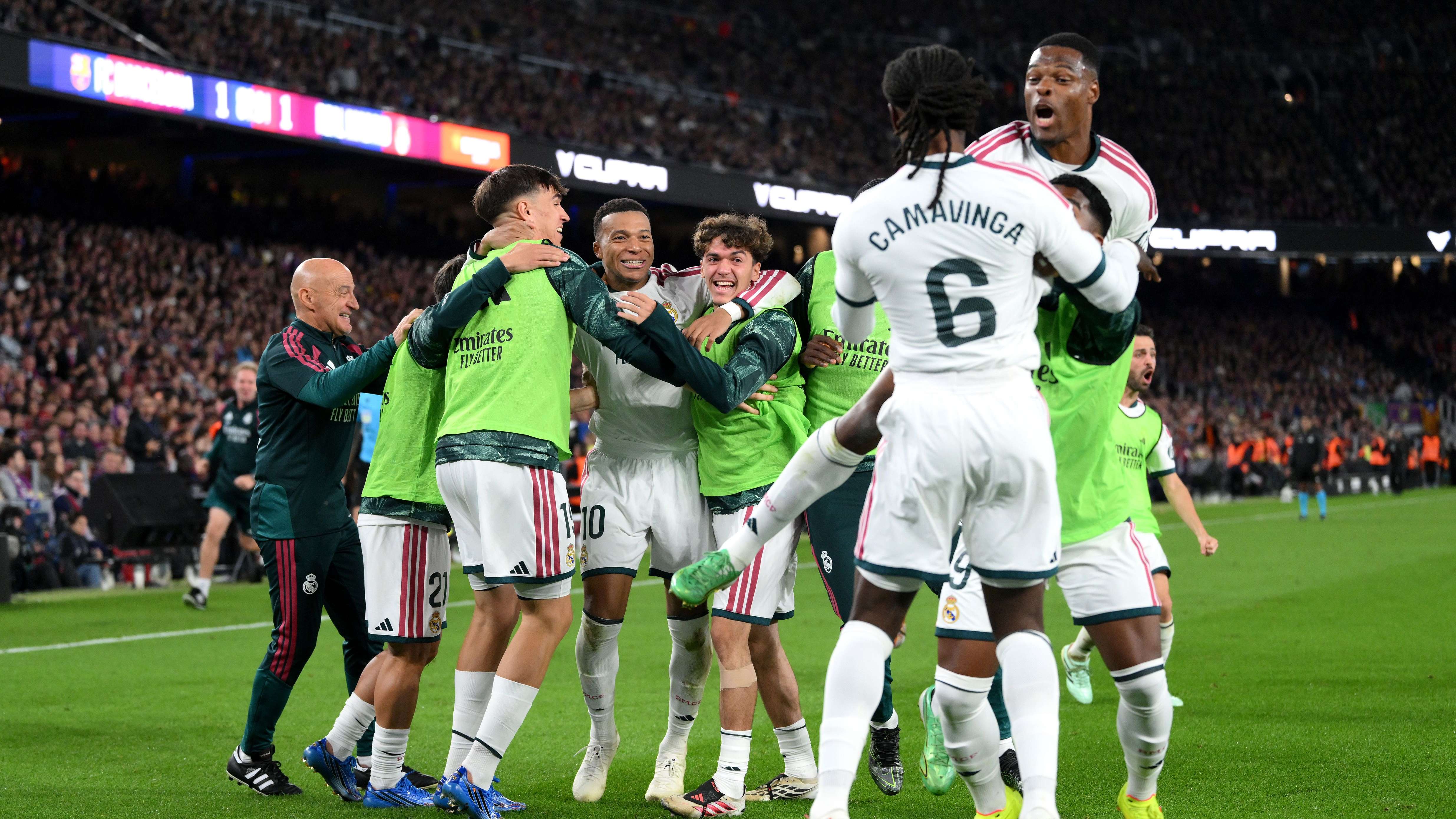 برشلونة ضد ريال مدريد"مرة واحدة في 94 عاما".. ريال مدريد يحرم برشلونة من حدث تاريخي نادر بالكلاسيكوالملكي فاز 2/105:0426 أكتوبر 2026