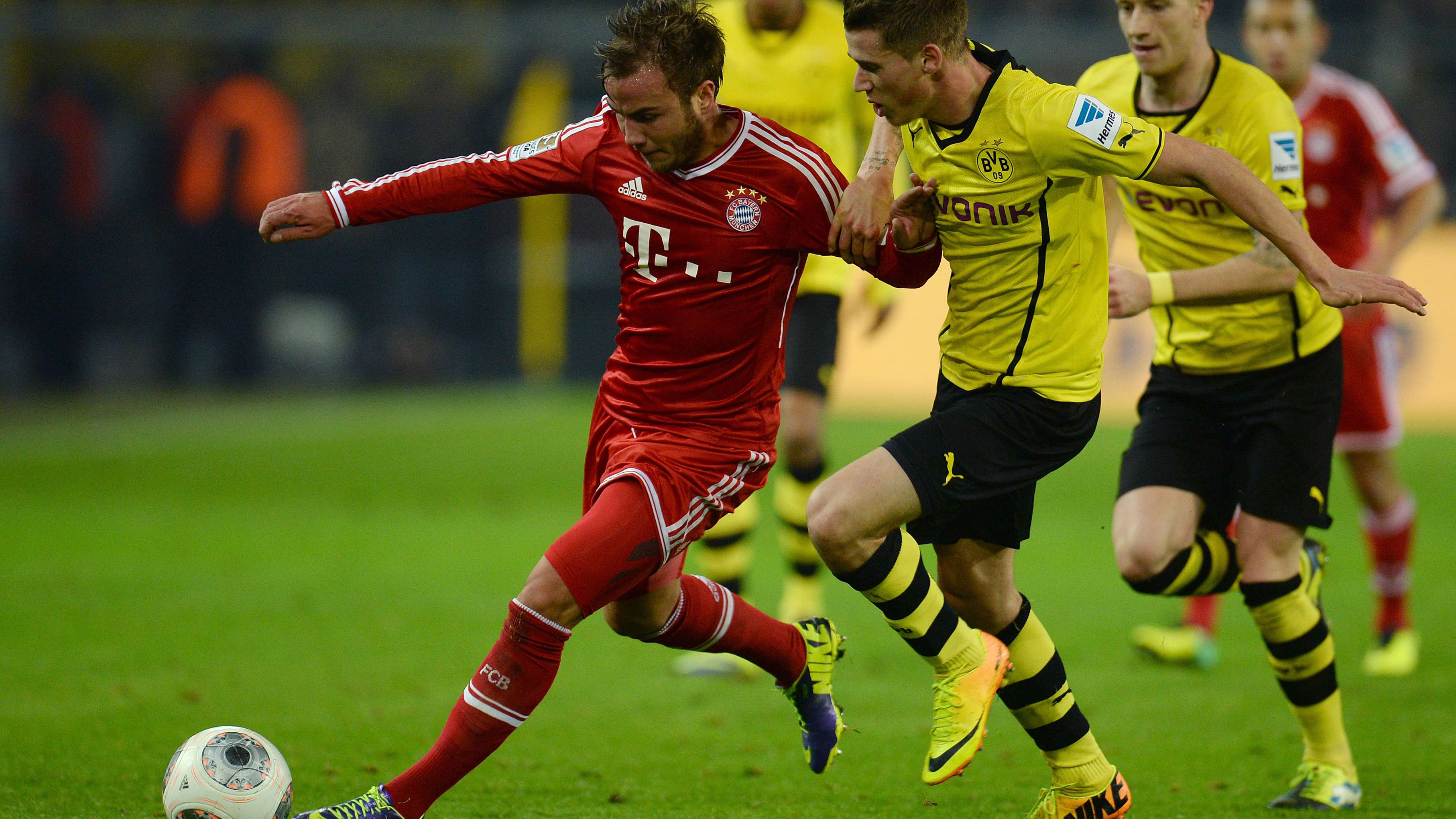 FBL-GER-BUNDESLIGA-DORTMUND-BAYERN MUNICH