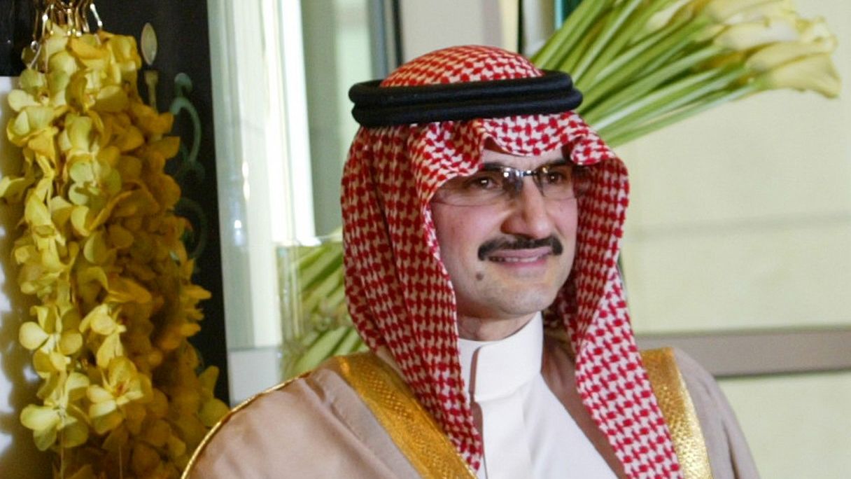 ليفربول يفسد أولى صفقات الهلال في عهد الوليد بن طلال