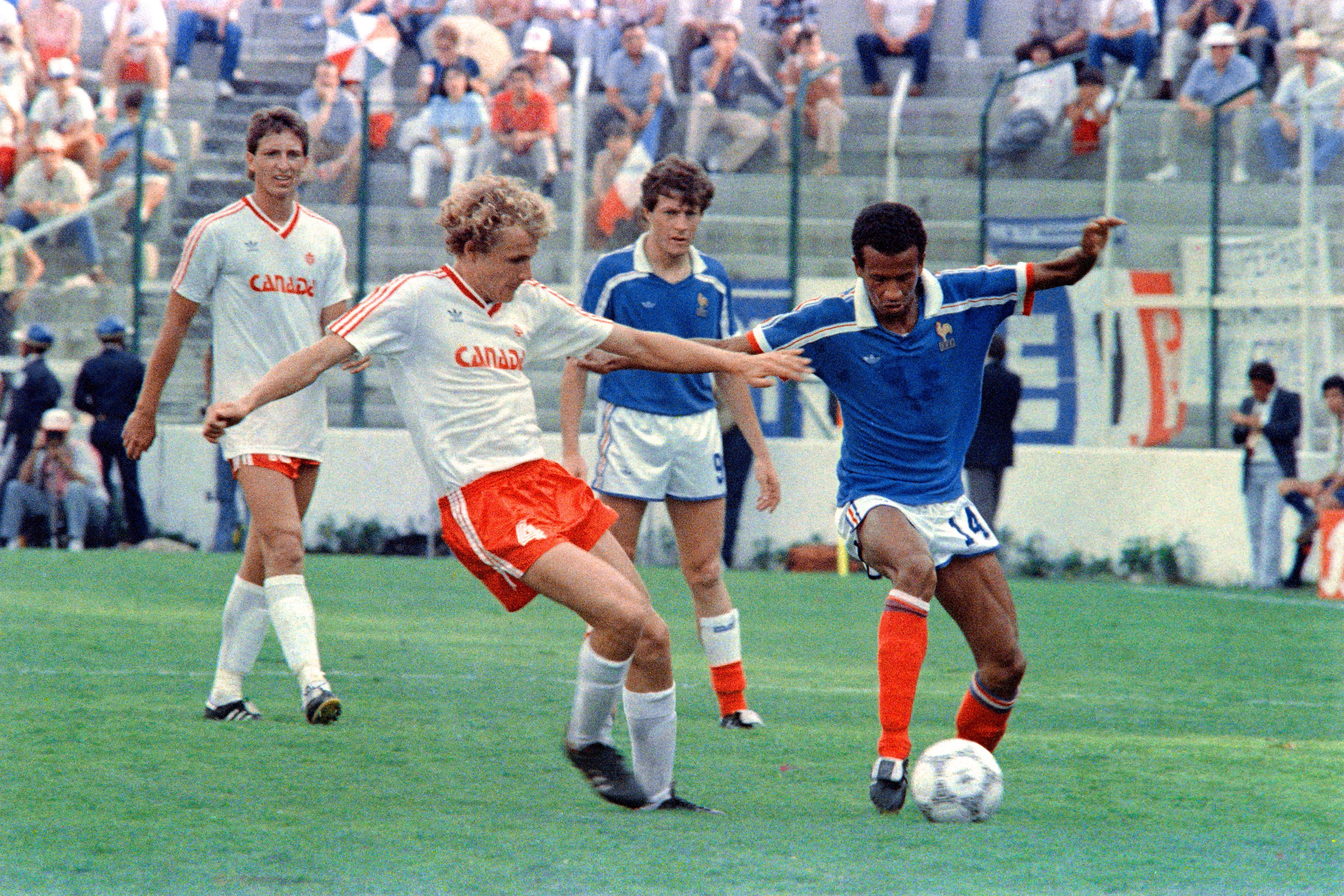 FBL-WORLD CUP-1986-FRA-CAN