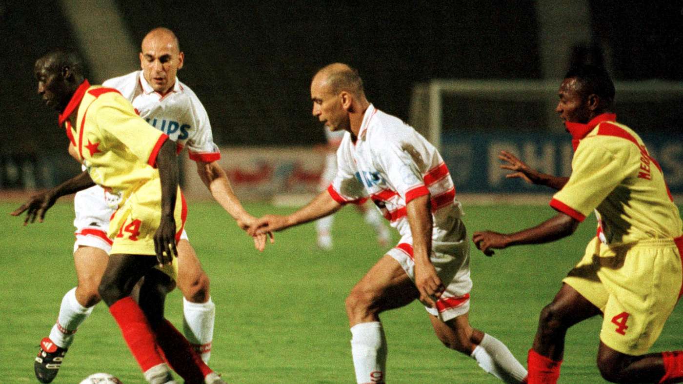 Egypt's Zamalek club players Hossam Hassan (2nd L)