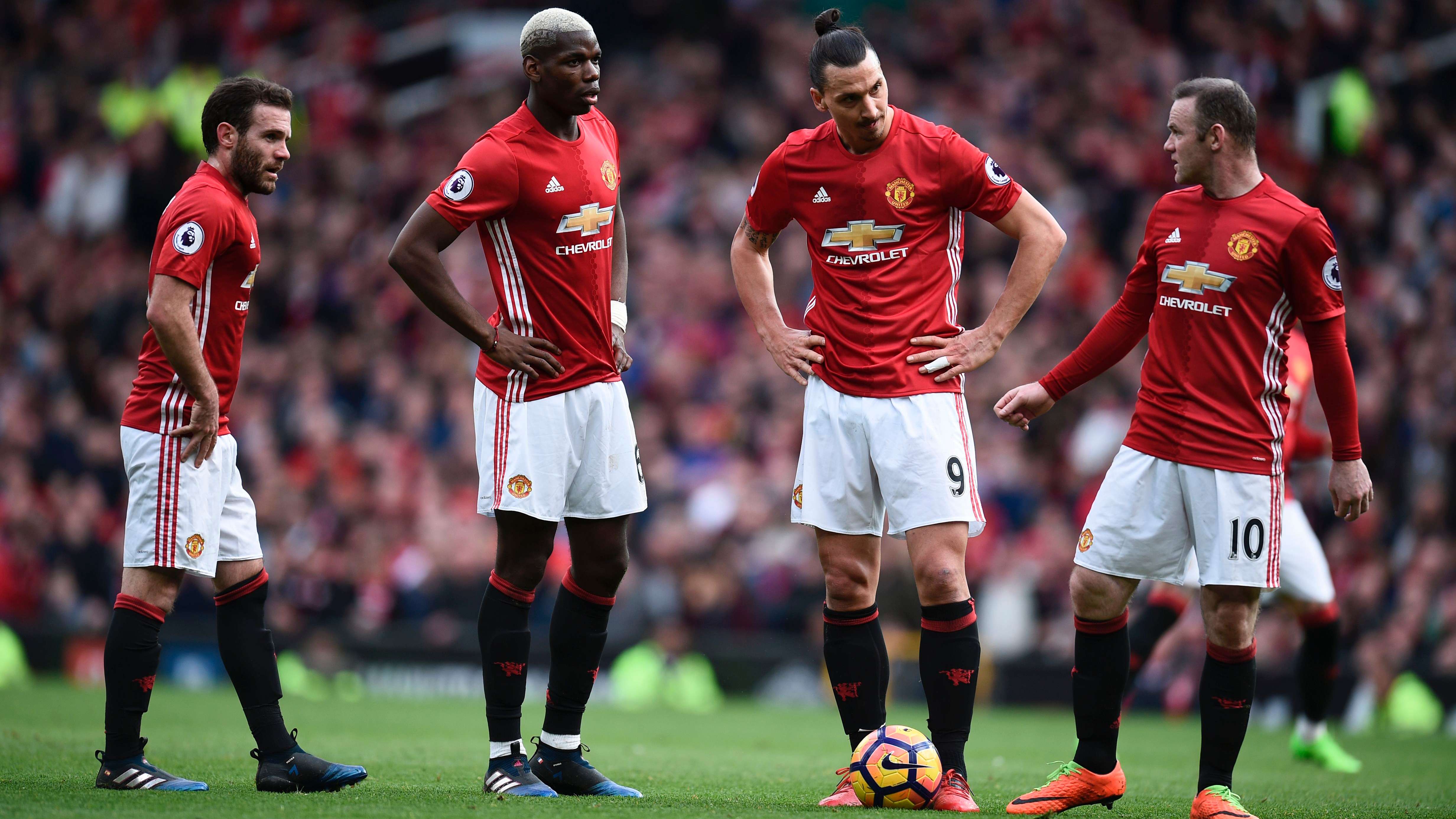 روني وزلاتان وبوجبا