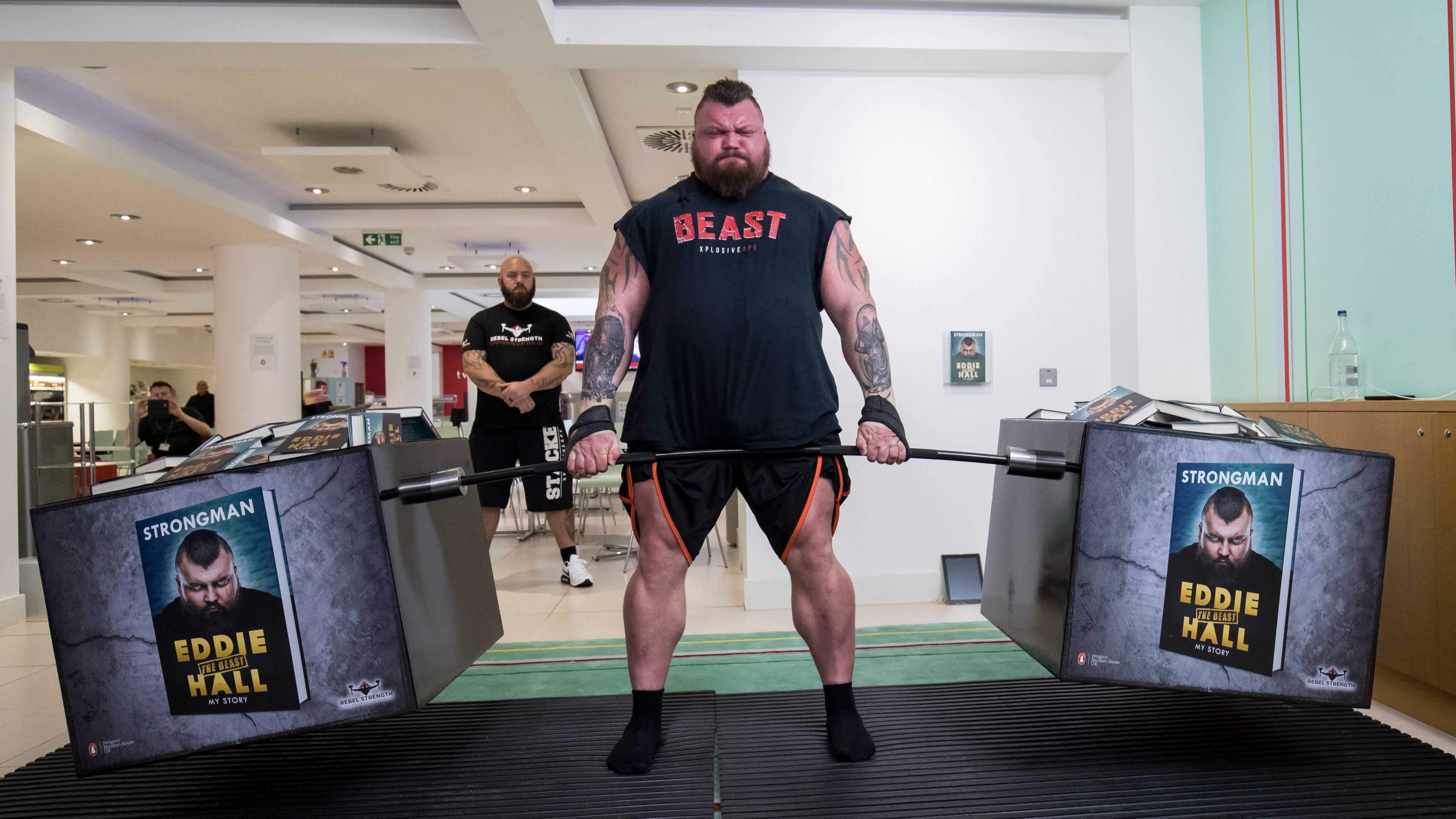 Eddie Hall Attempts Record-Breaking Dead Lift Photocall