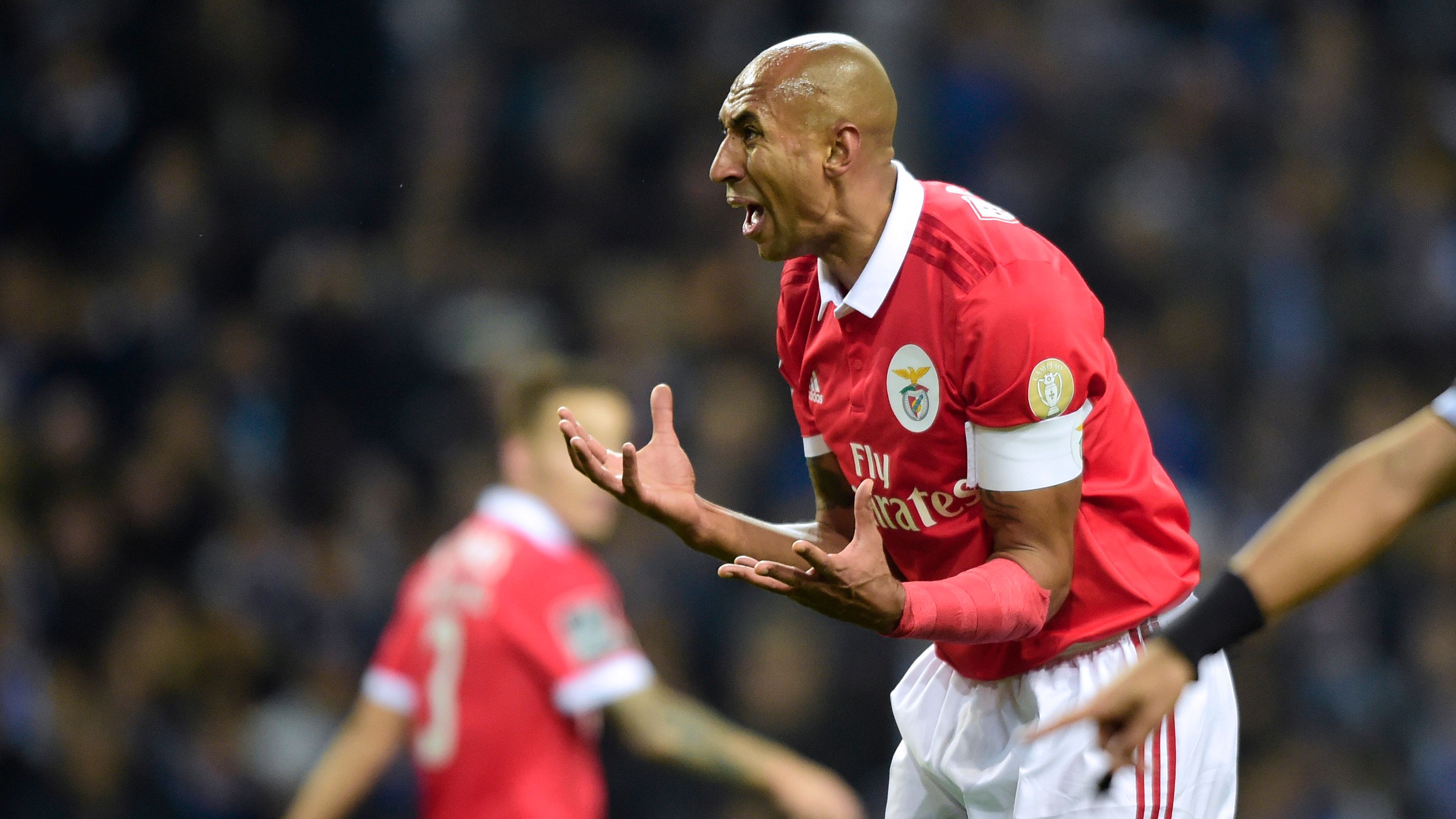 FBL-POR-LIGA-PORTO-BENFICA