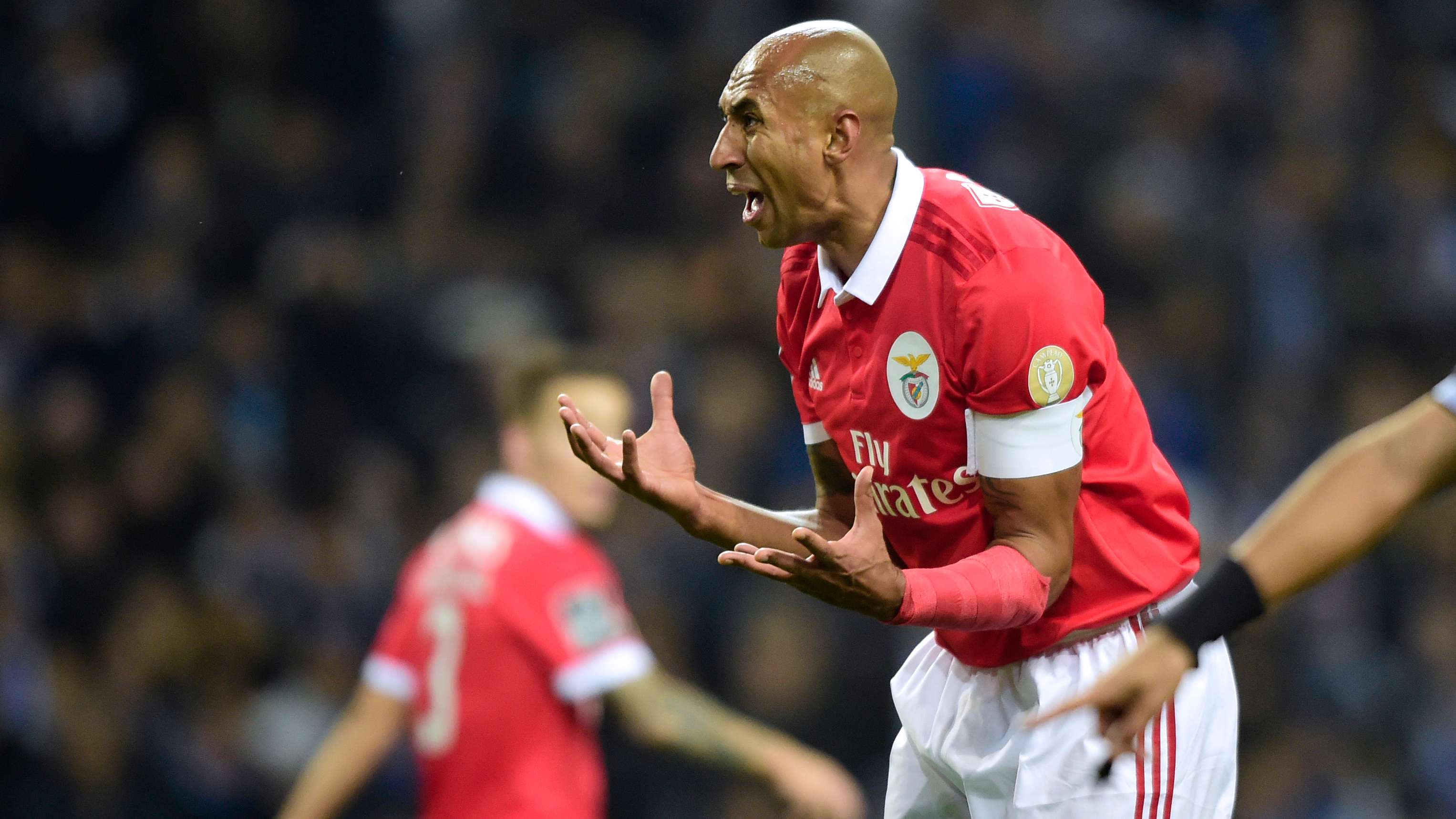 FBL-POR-LIGA-PORTO-BENFICA